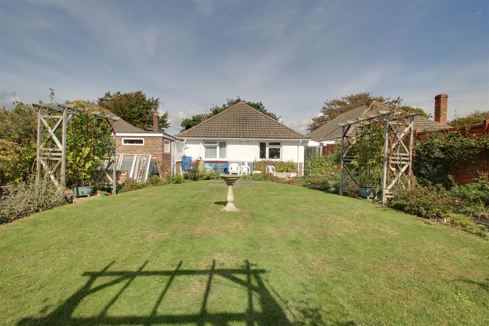 Property in Goring Way, GoringBySea, Worthing, West Sussex, BN12 5BU