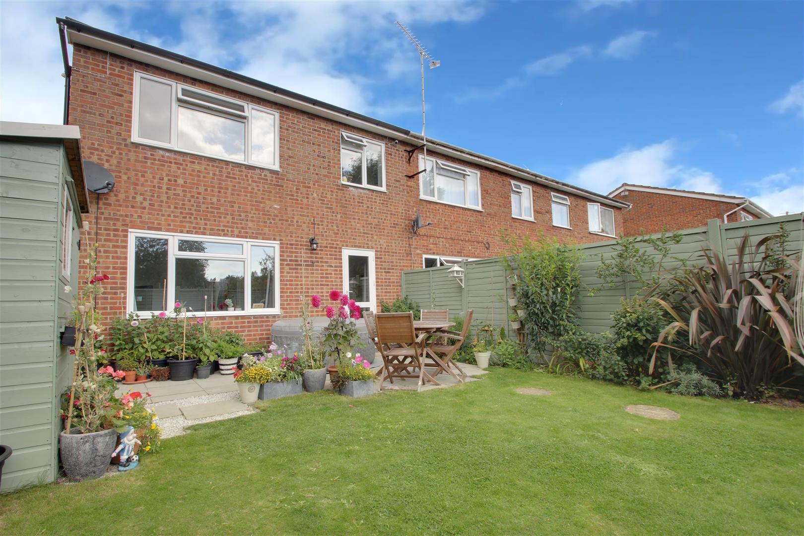 Property in Willow Crescent, Worthing, West Sussex, BN13 2SY