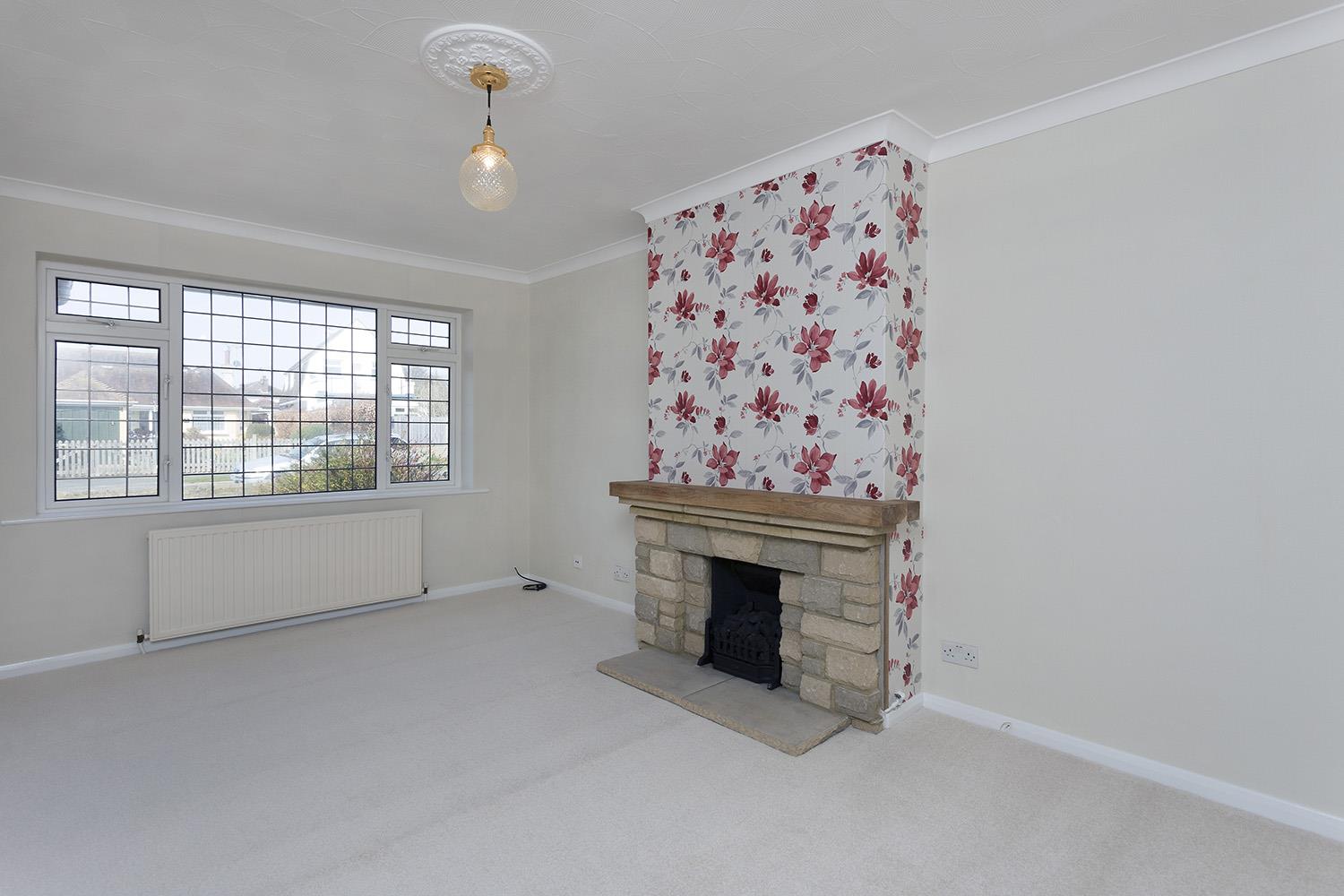 Property in Onslow Drive, Ferring, Worthing, West Sussex, BN12 5RP