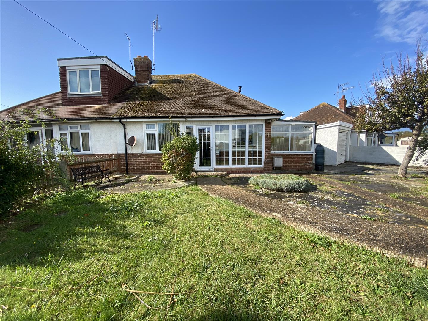 Property in West Way, Lancing, West Sussex, BN15 8NB