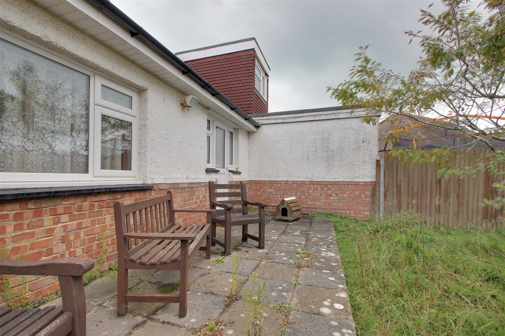 Property in West Way, Lancing, West Sussex, BN15 8NB