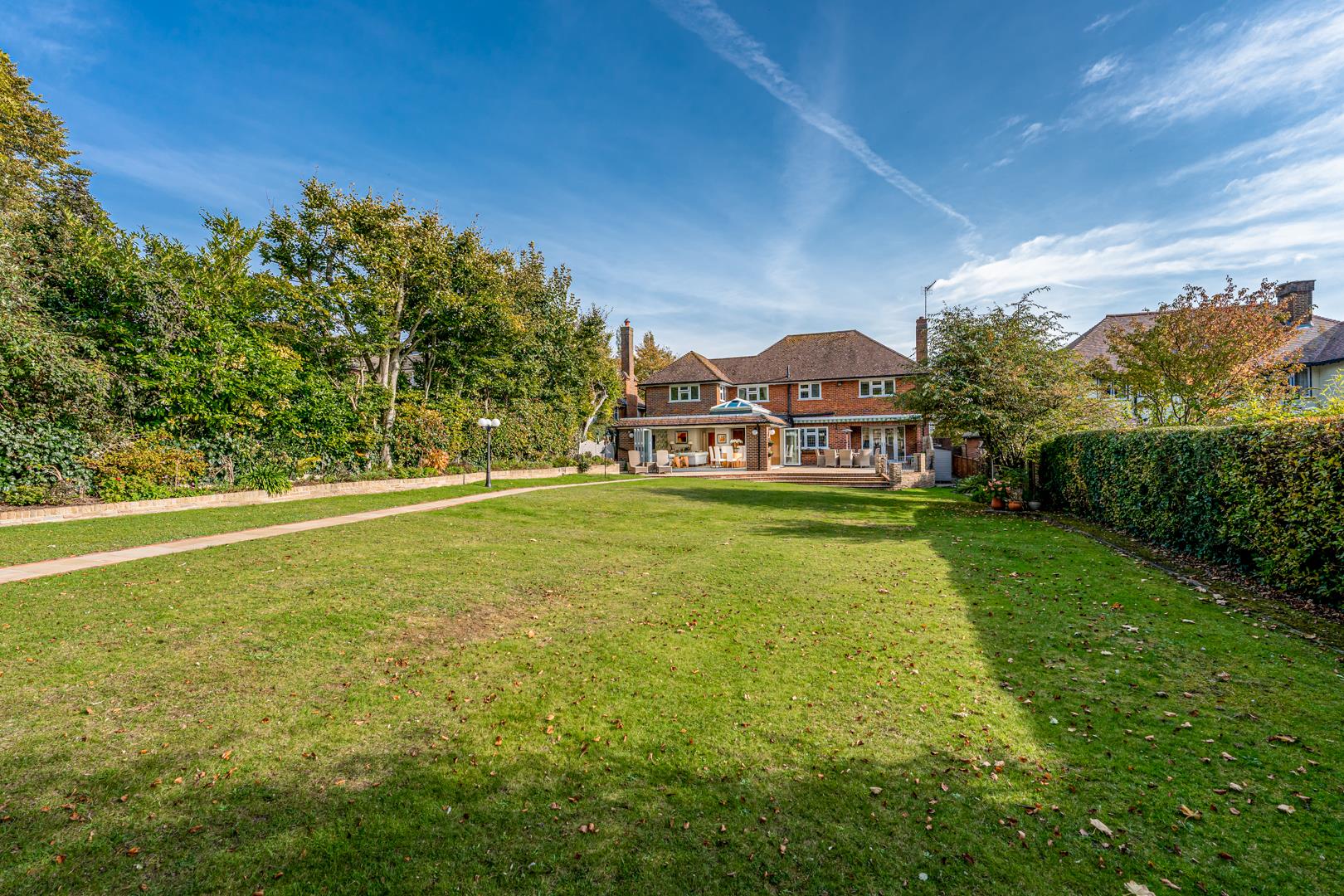 Property in First Avenue, Worthing, West Sussex, BN14 9NP