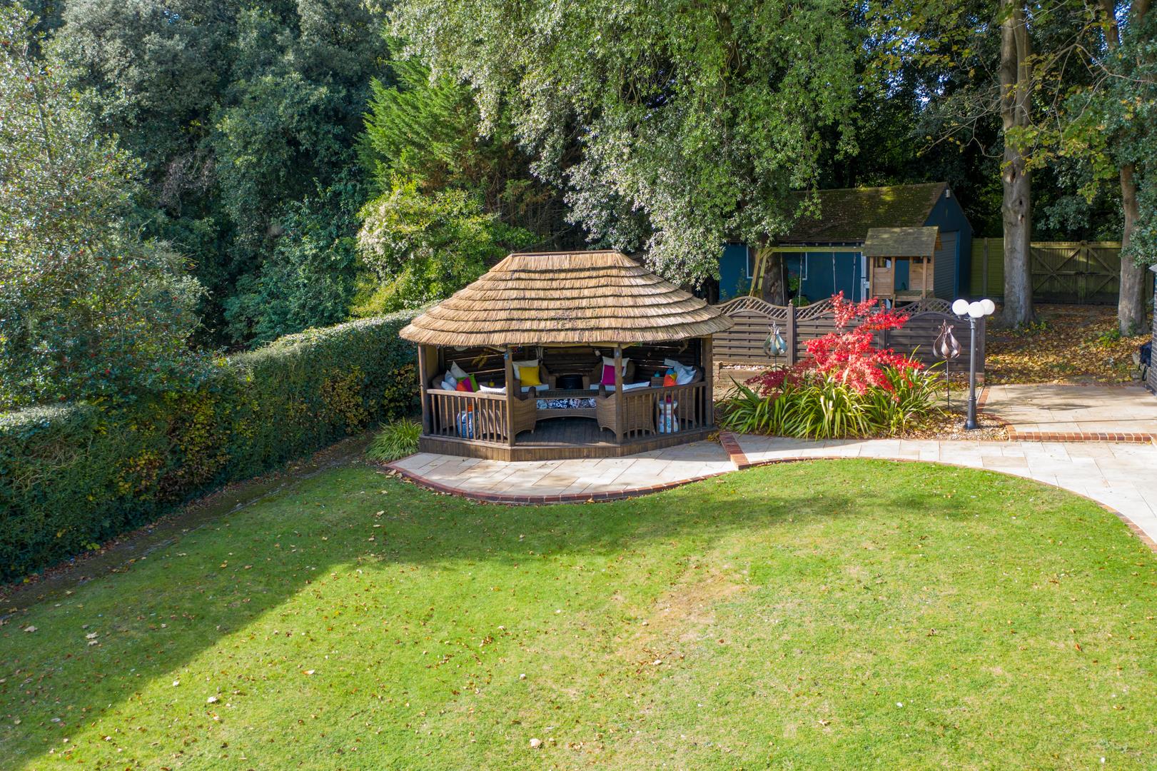 Property in First Avenue, Worthing, West Sussex, BN14 9NP