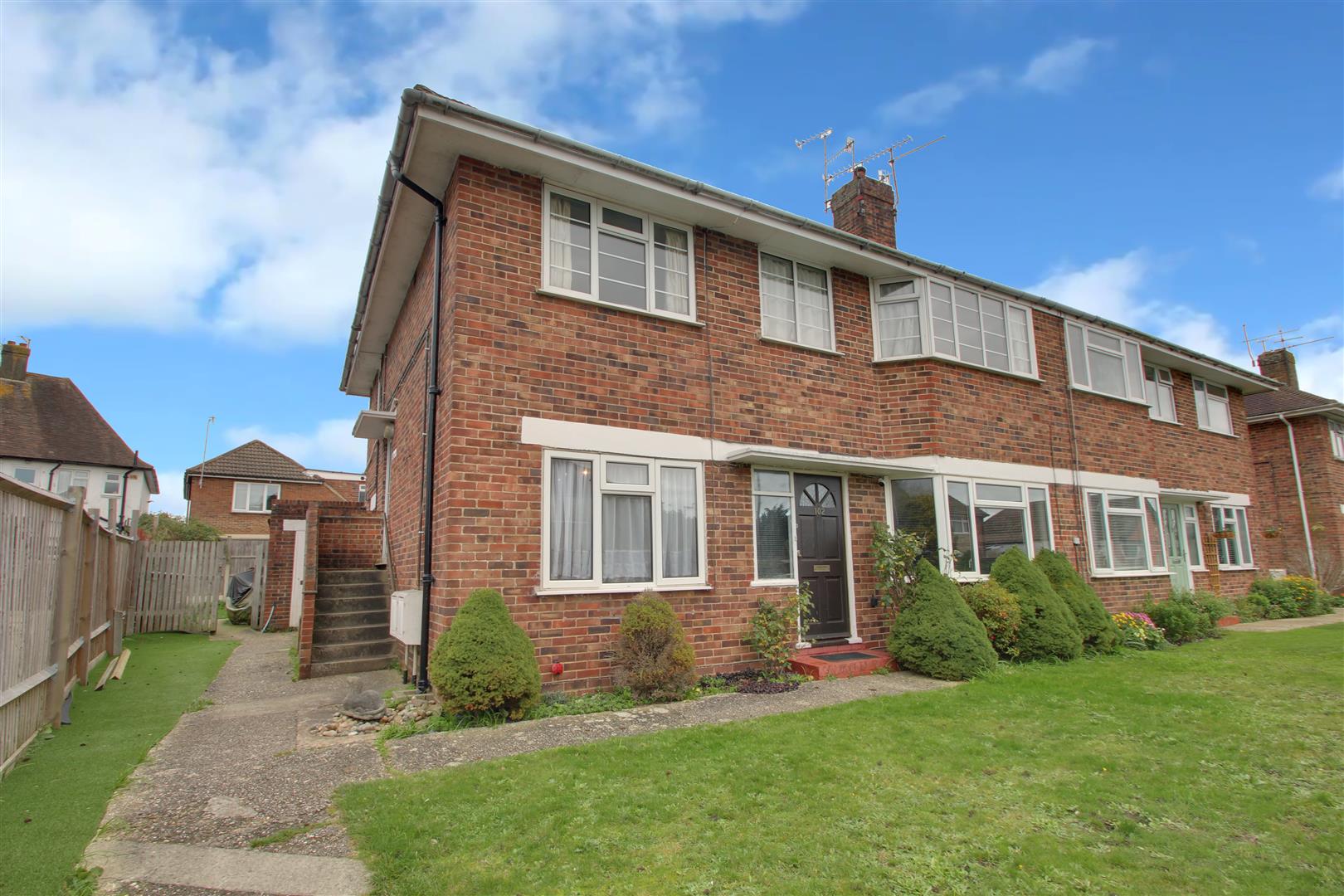 Property in Stone Lane, Worthing, West Sussex, BN13 2BG