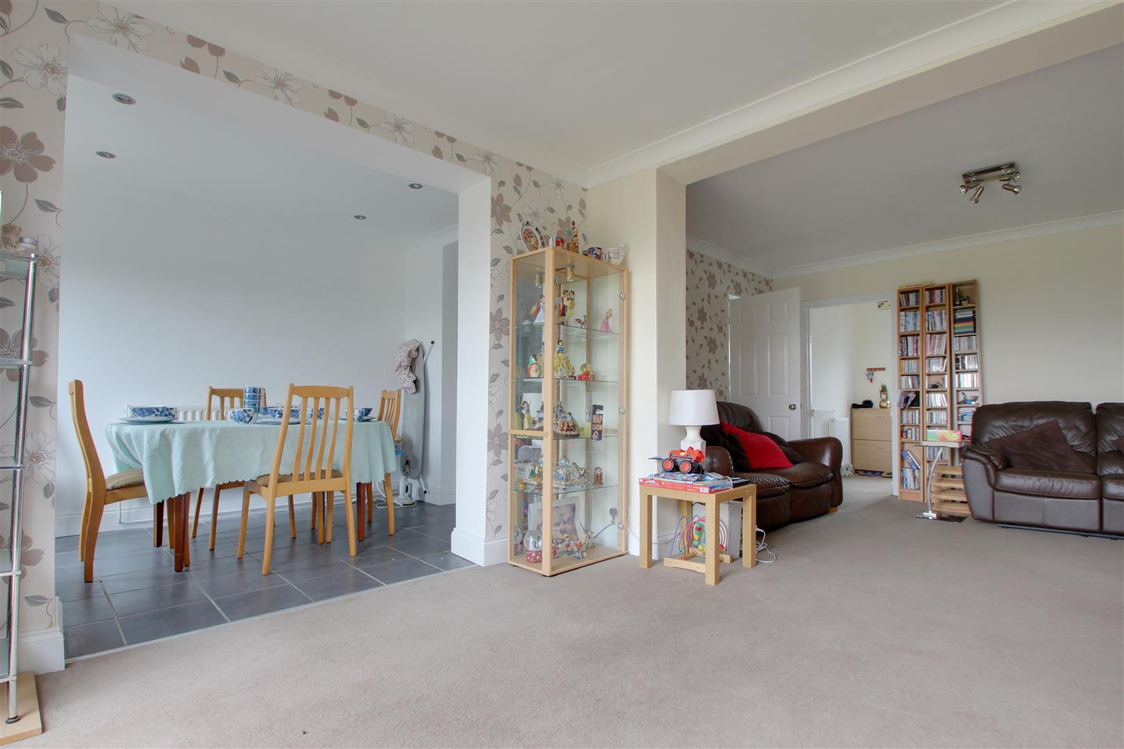 Property in Chiltern Crescent, Worthing, West Sussex, BN13 2LN