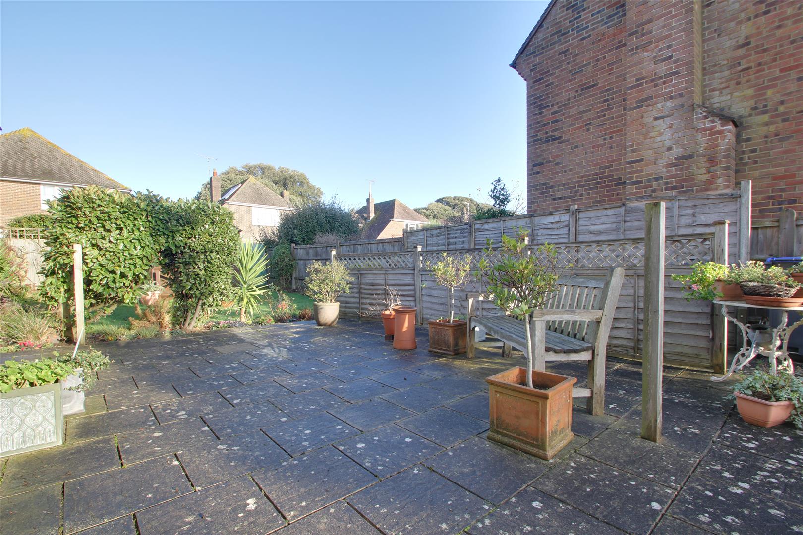 Property in Aldsworth Avenue, GoringBySea, Worthing, West Sussex