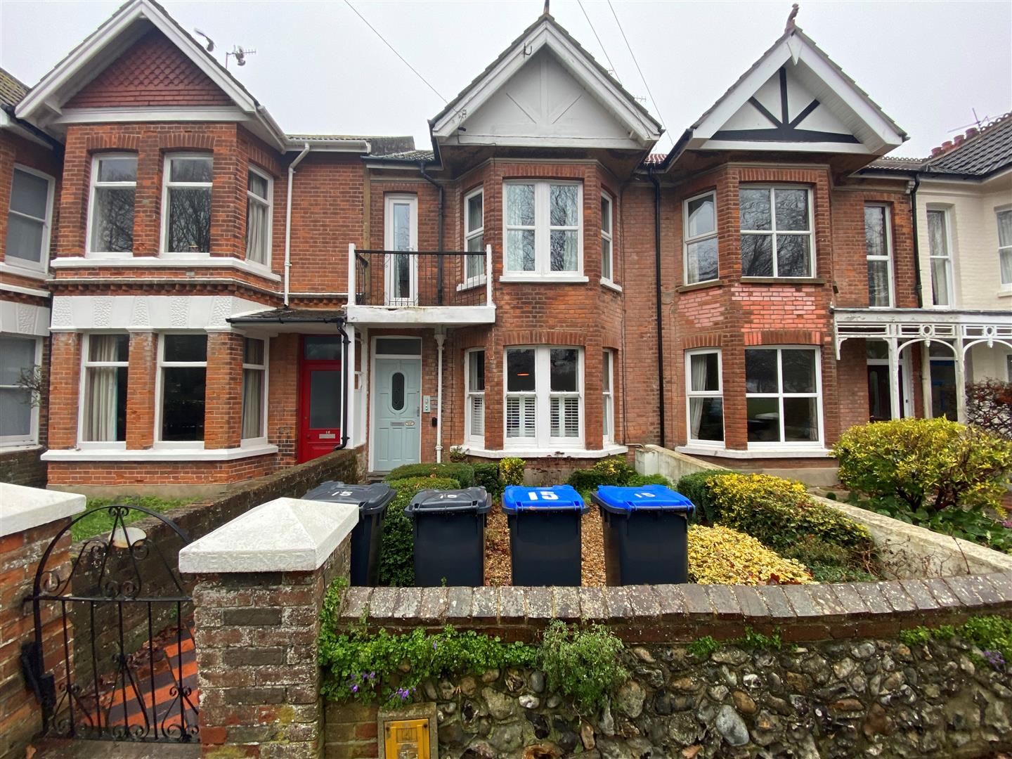 Property in St. Matthews Road, Worthing, West Sussex, BN11 4AU