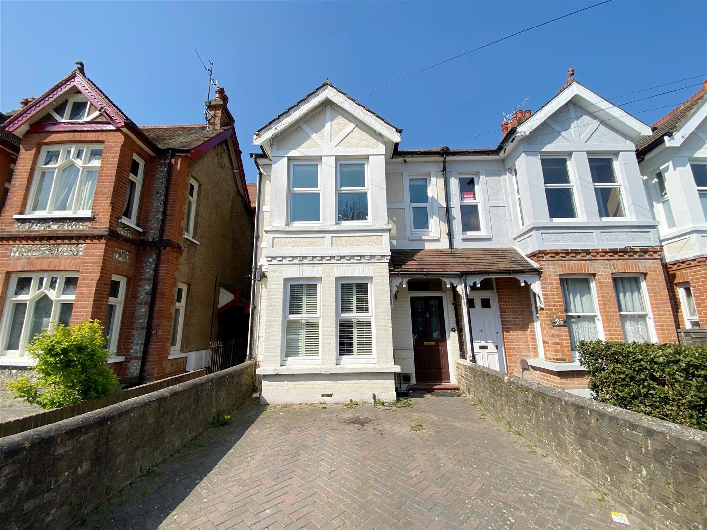 Property in Harrow Road, Worthing, West Sussex, BN11 4RB