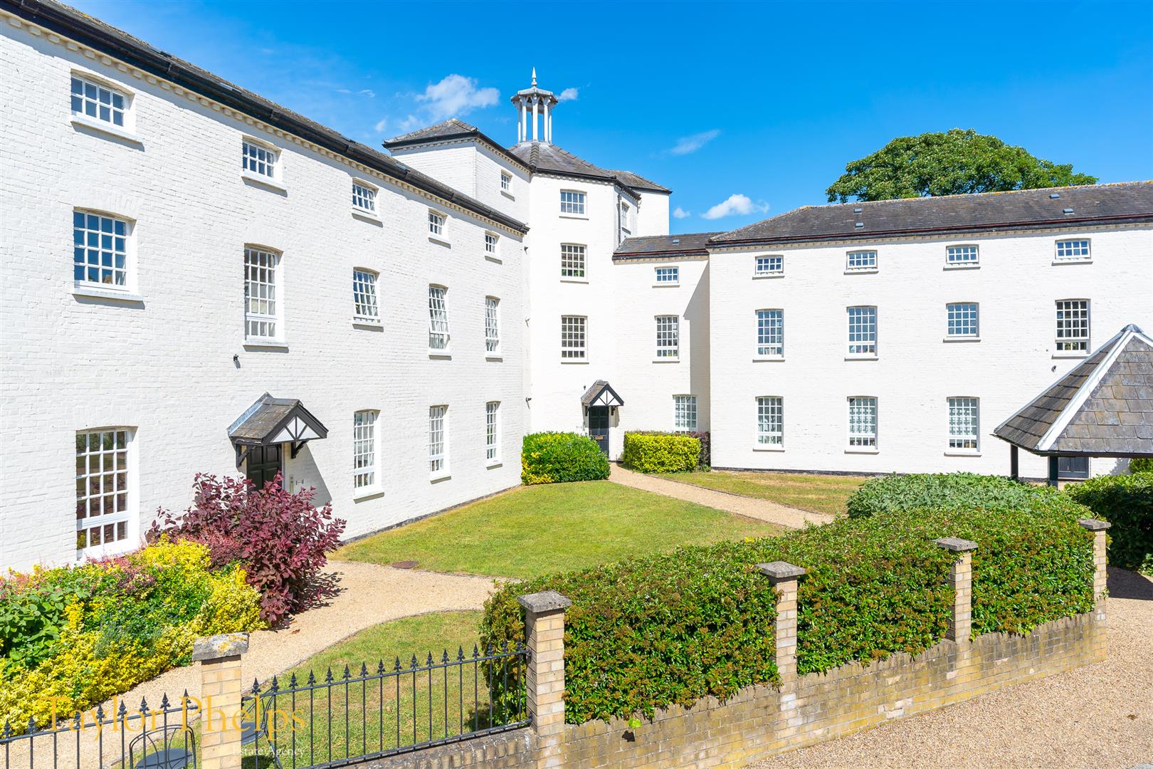 The Octagon, Ware, SG12 7LR