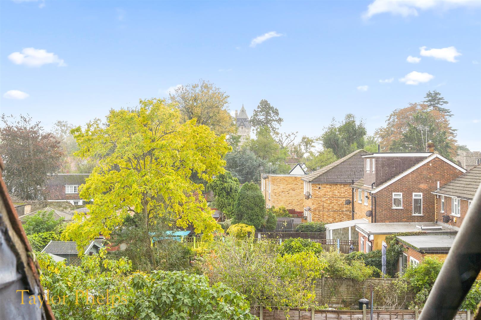 Property in Dewhurst Road, Cheshunt, Cheshunt Waltham Cross