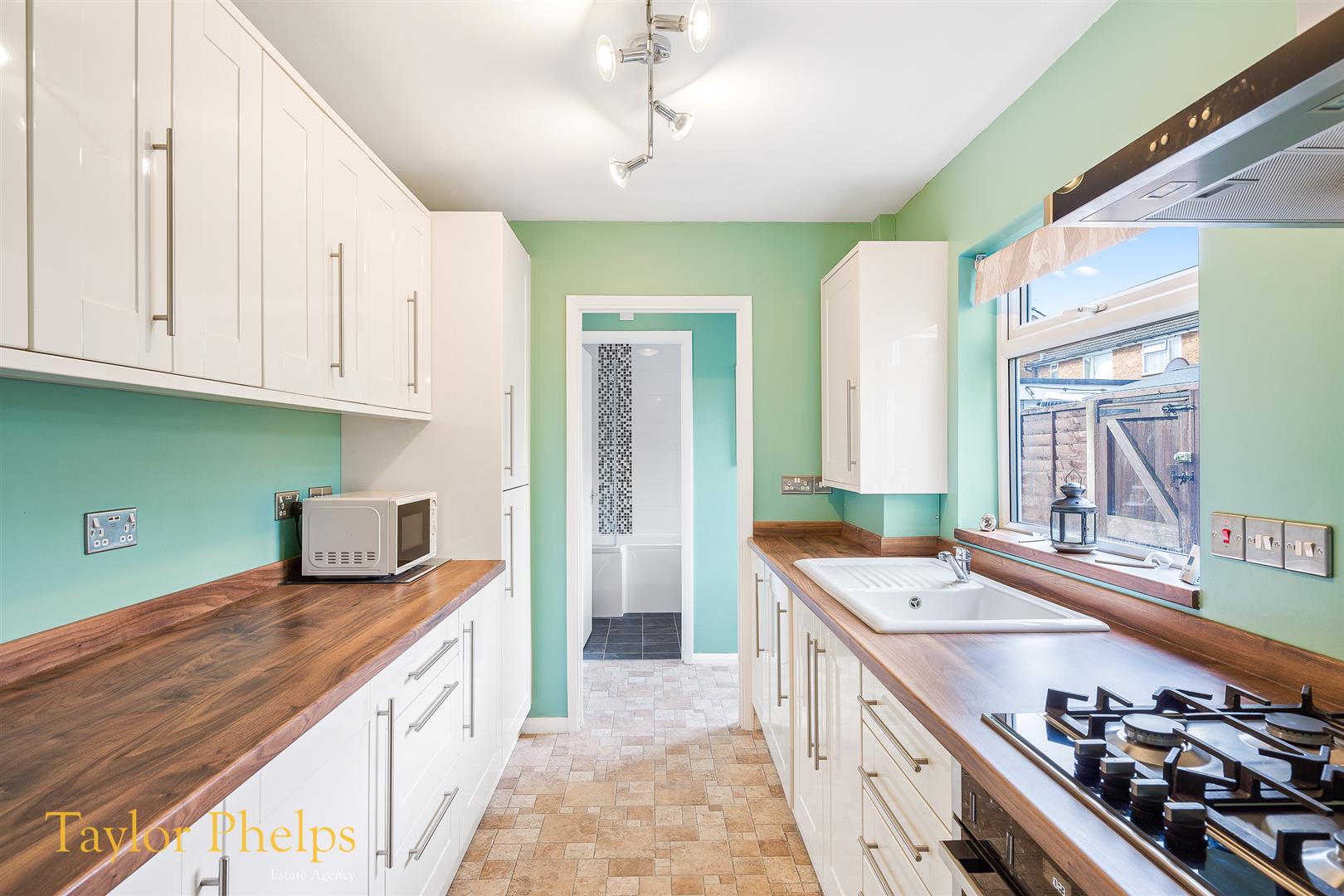 Property in Dewhurst Road, Cheshunt, Cheshunt Waltham Cross