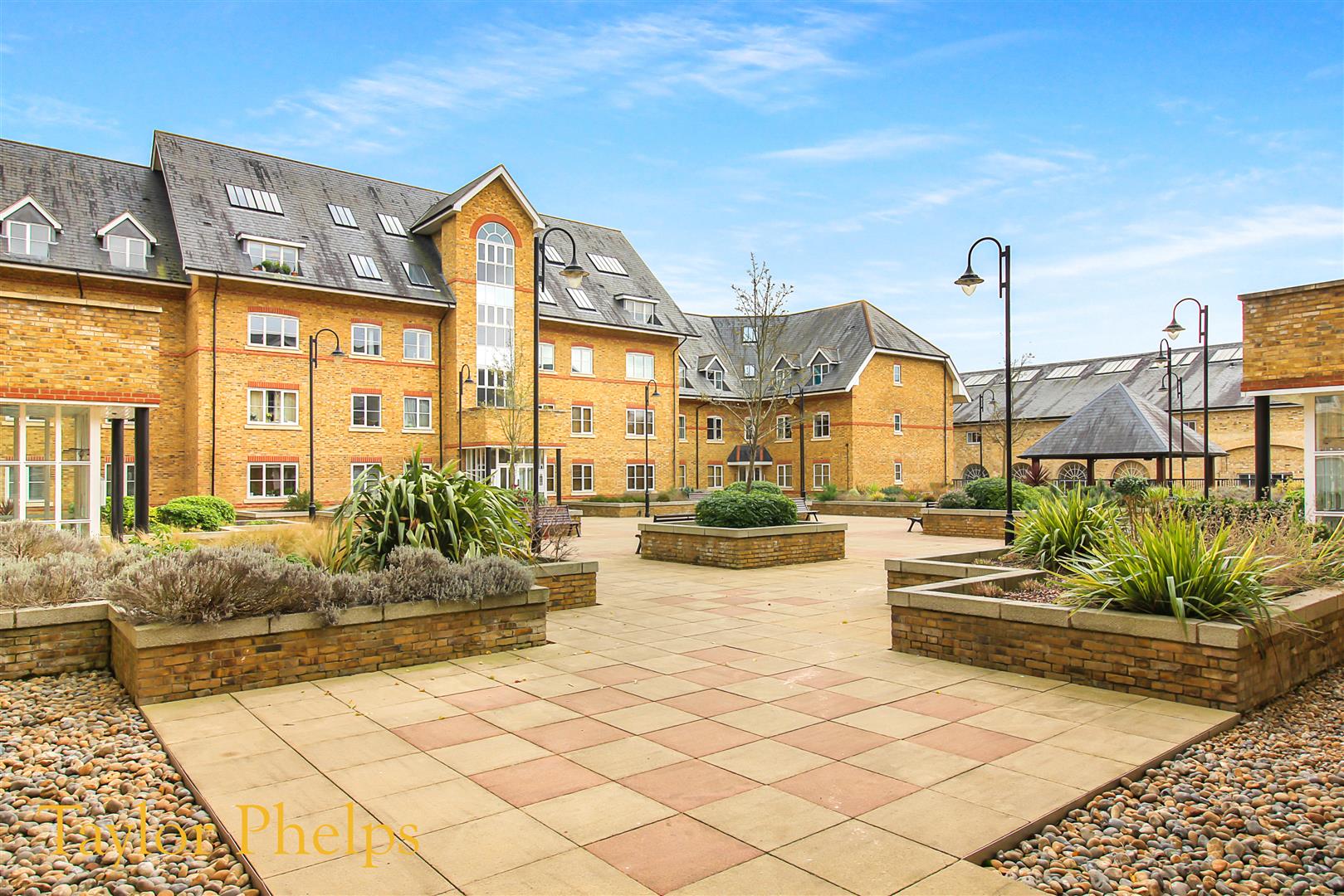 Stewart Place, Station Road, Ware, SG12 9UN