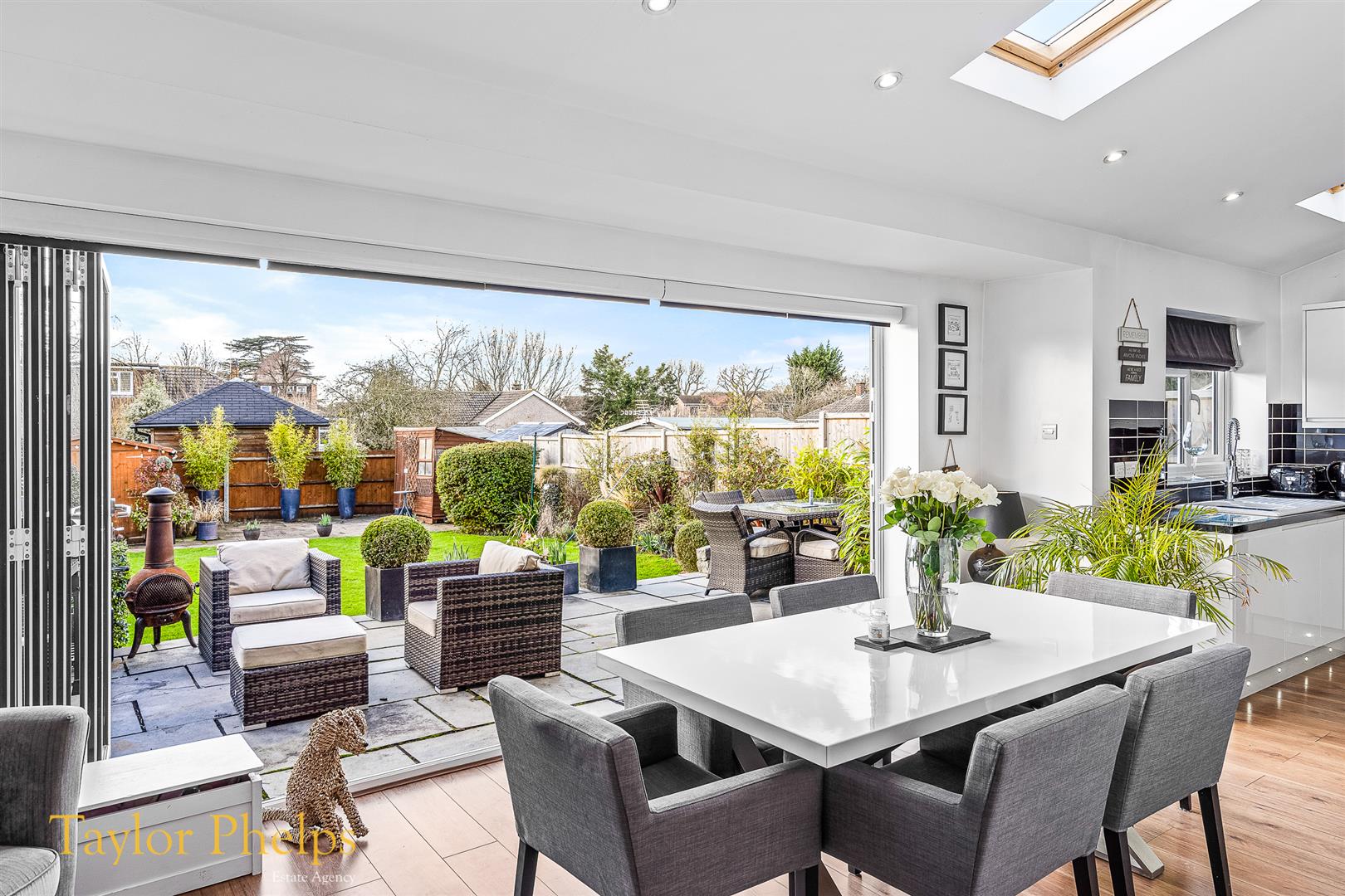 Property in Heath Drive, Ware, Hertfordshire, SG12 0RF