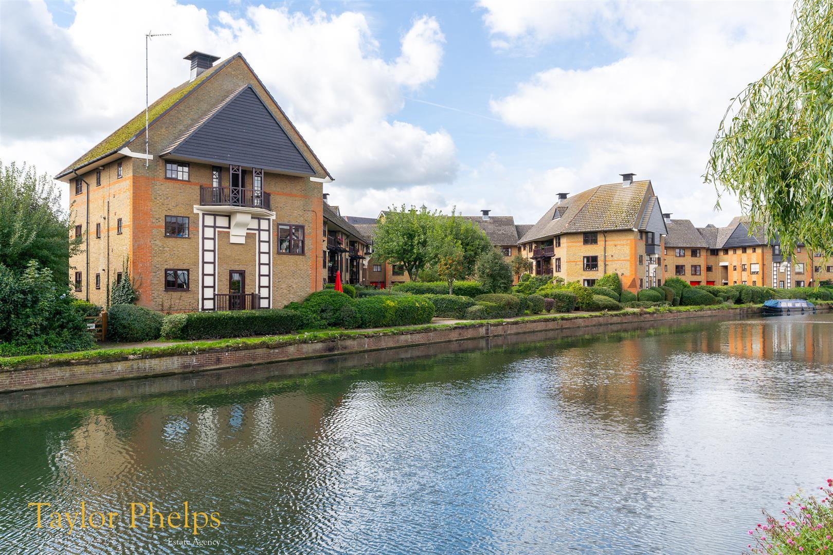 Wickhams Wharf, Ware, SG12 9PT