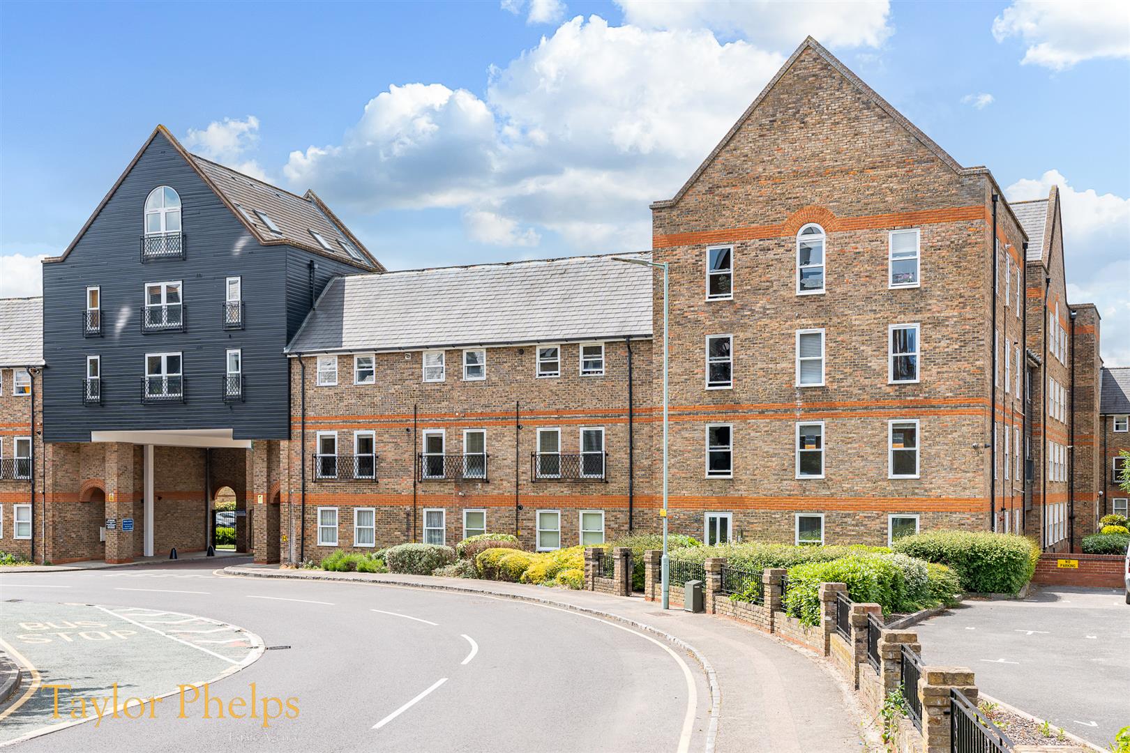 Millacres, Ware, SG12 9PU