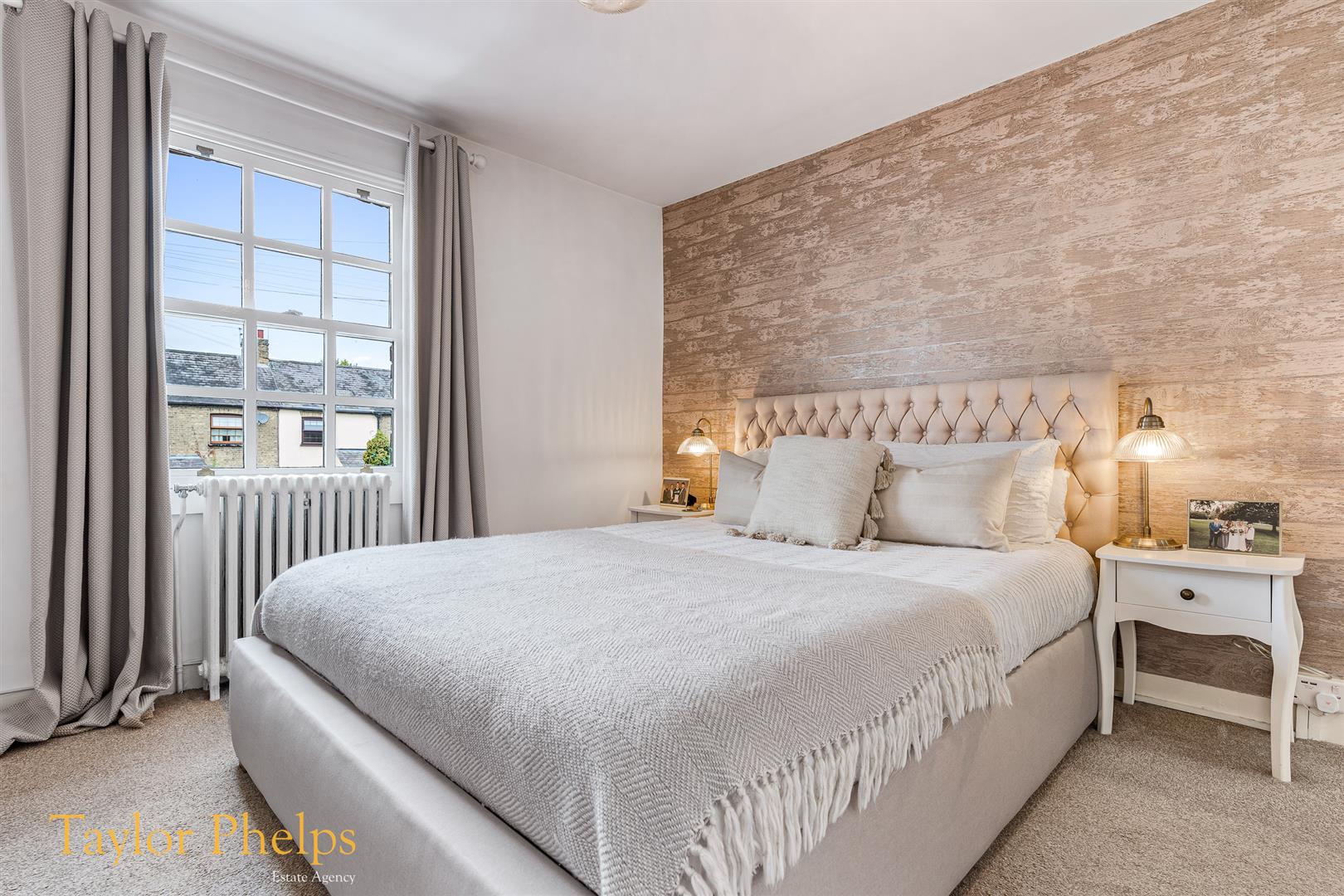 Property in High Oak Road, Ware, SG12 7PD