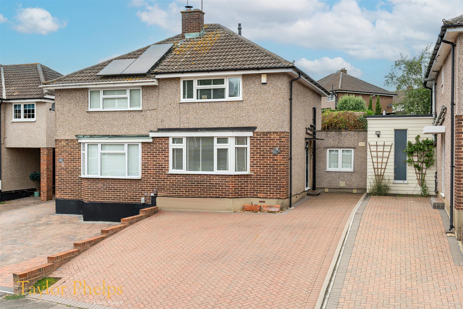 Milton Road, Ware, SG12 0QA