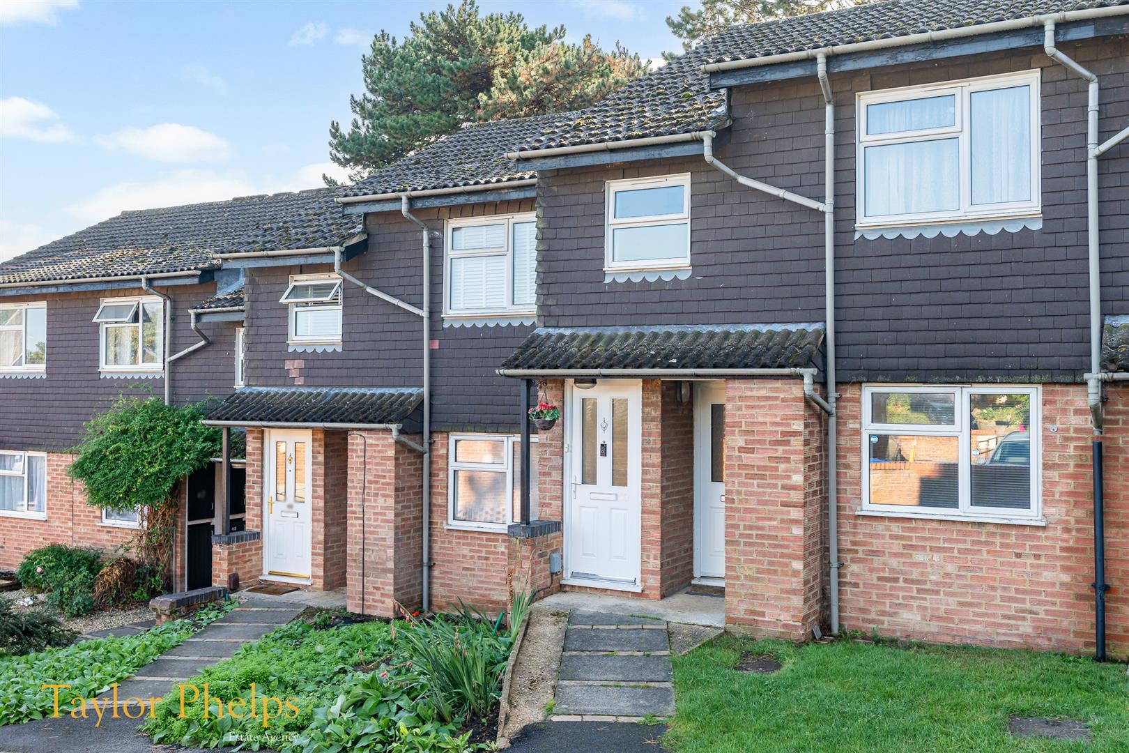 Hoe Lane, Ware, SG12 9LS