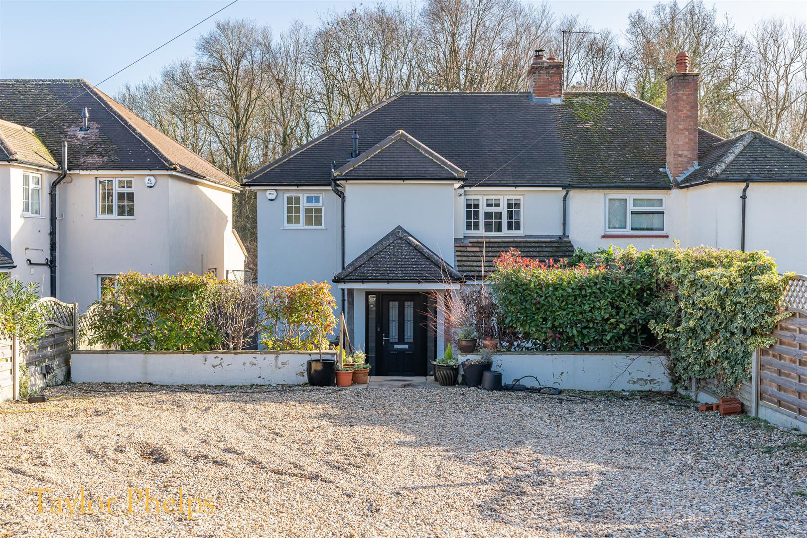 Thele Avenue, Stanstead Abbotts, SG12 8JB