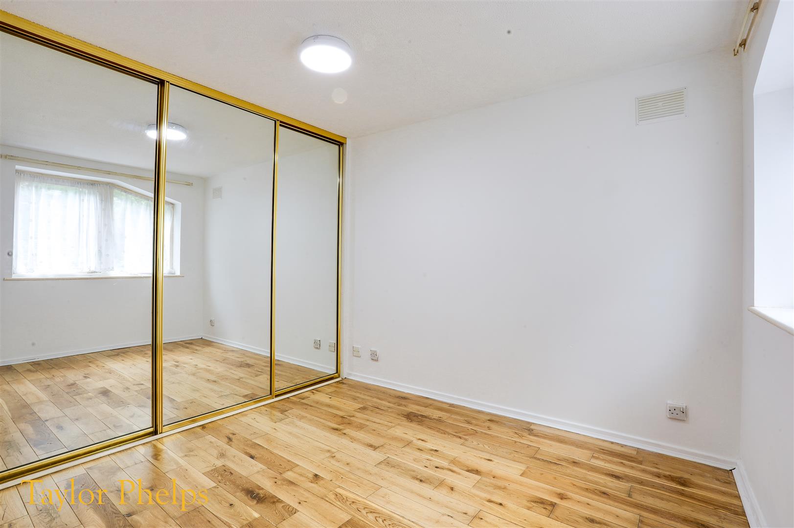 Eleanor Way, Waltham Cross, EN8 7SG