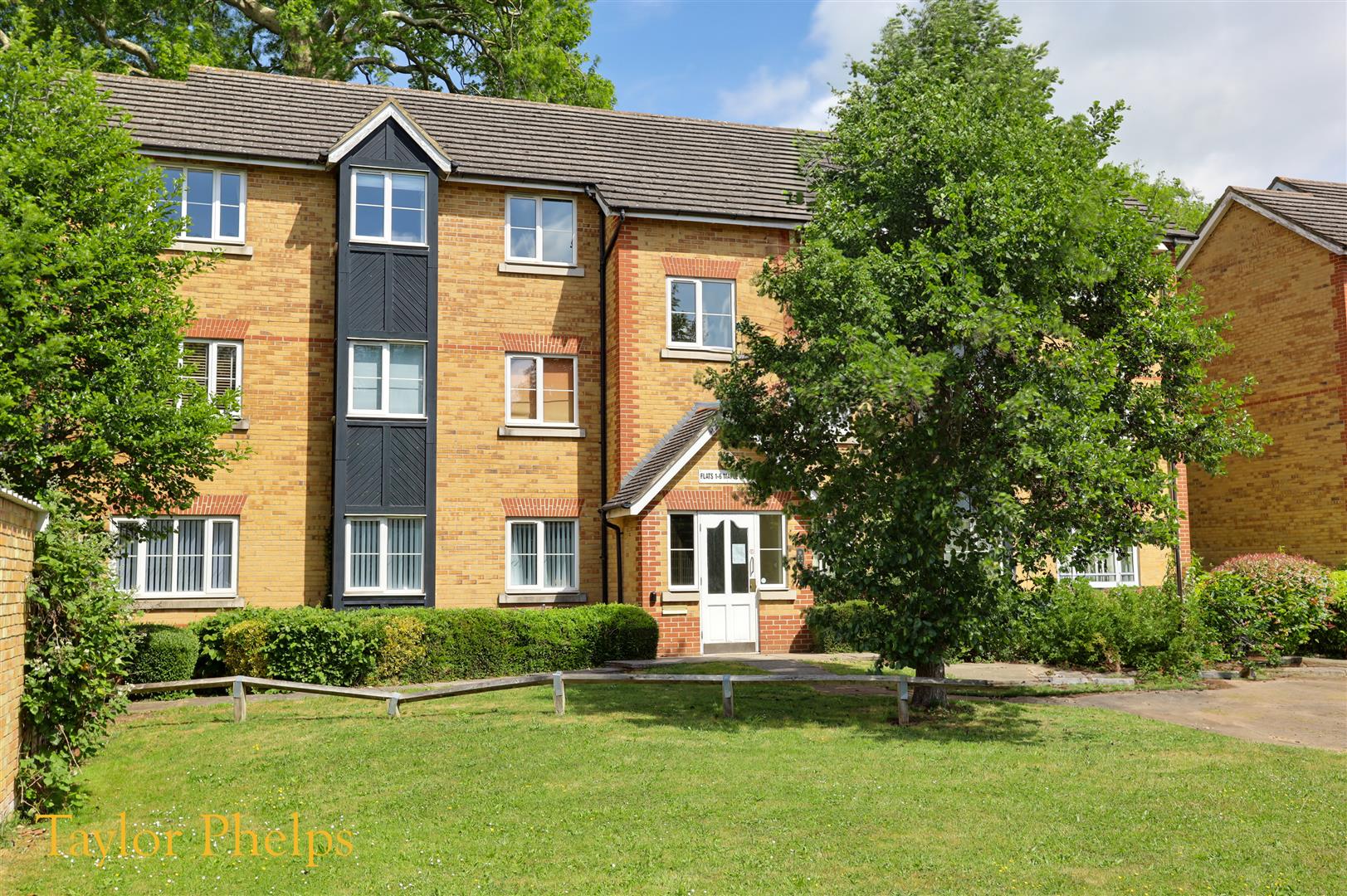 Maple Lodge, Hertford, SG14 1LW