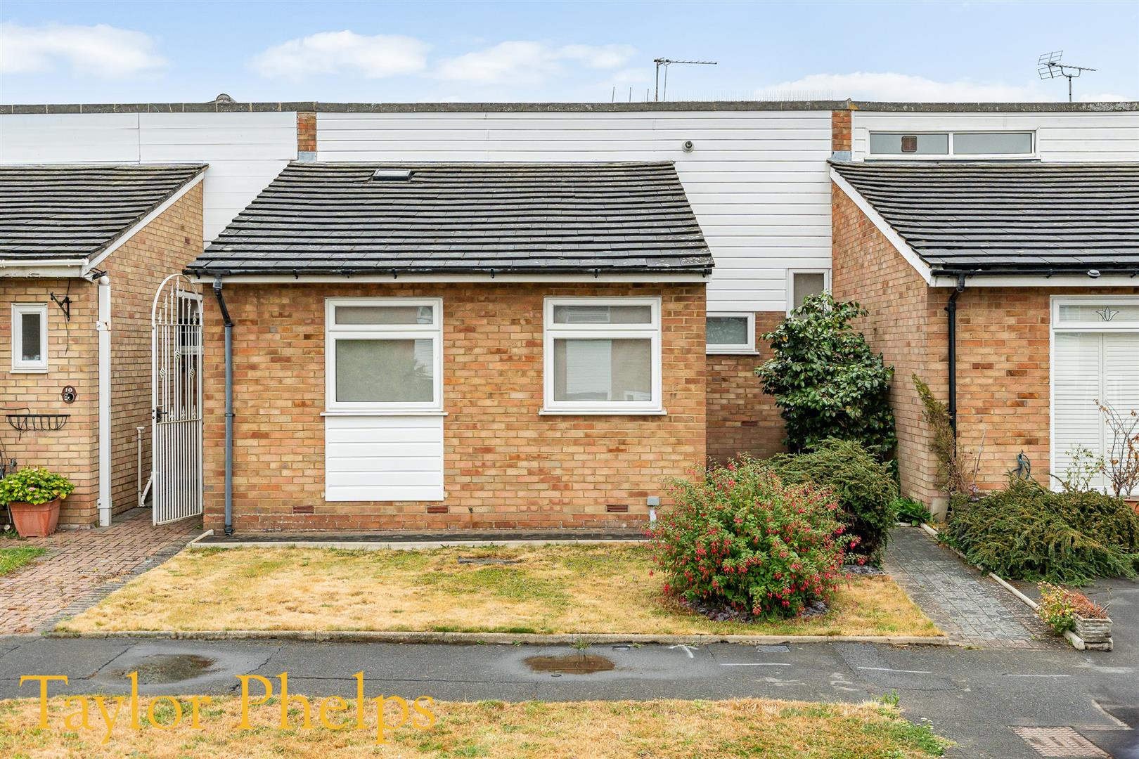 Barclay Close, Hertford Heath, SG13 7RW