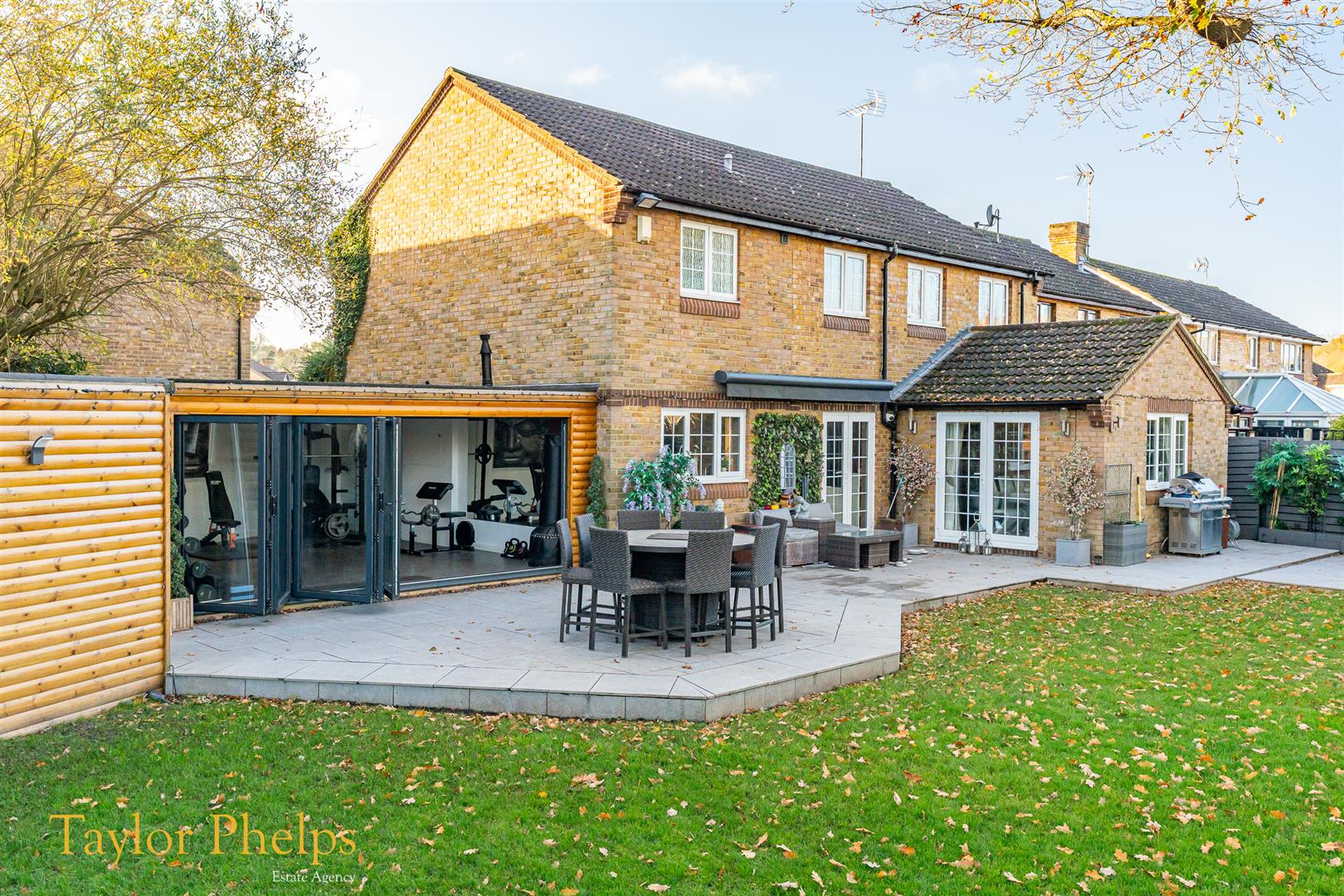 Bridle Way, Great Amwell, SG12 9TJ