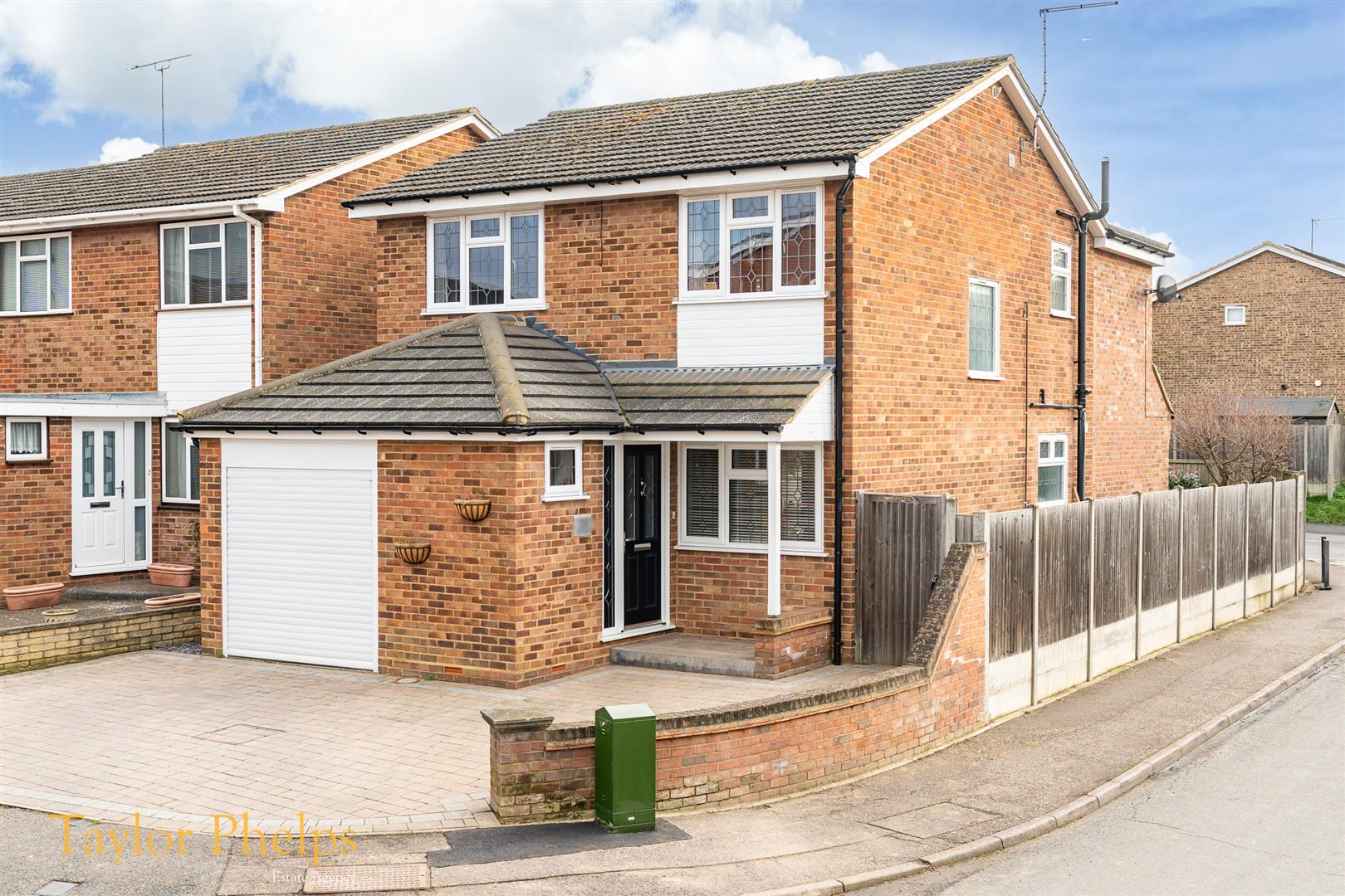 The Larches, Ware, SG12 0XJ