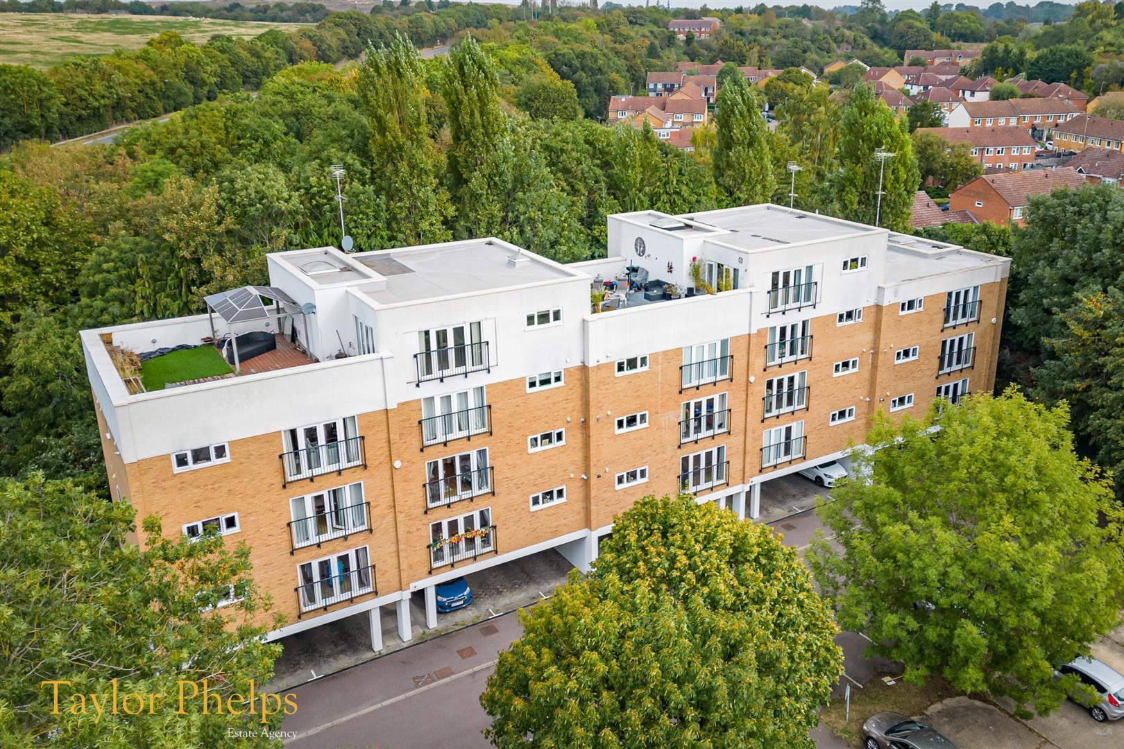 Riverscroft Mansions, Ware, SG12 0FQ