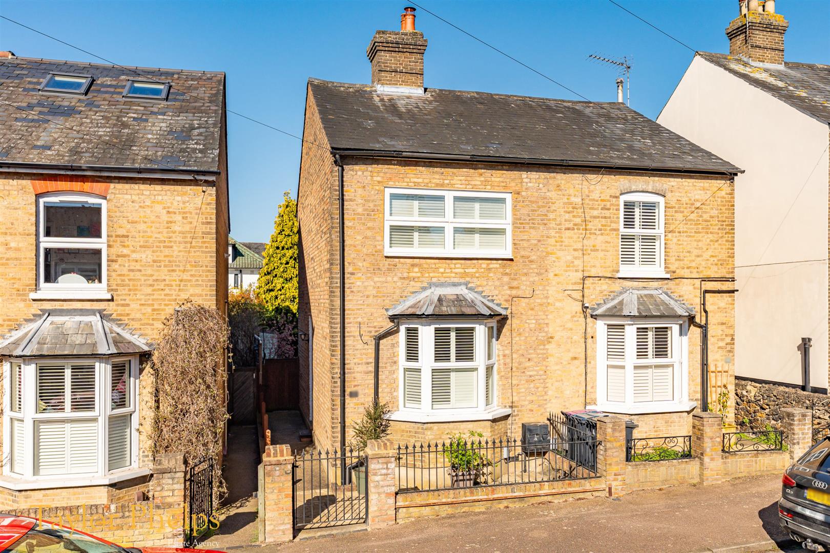 Garland Road, Ware, SG12