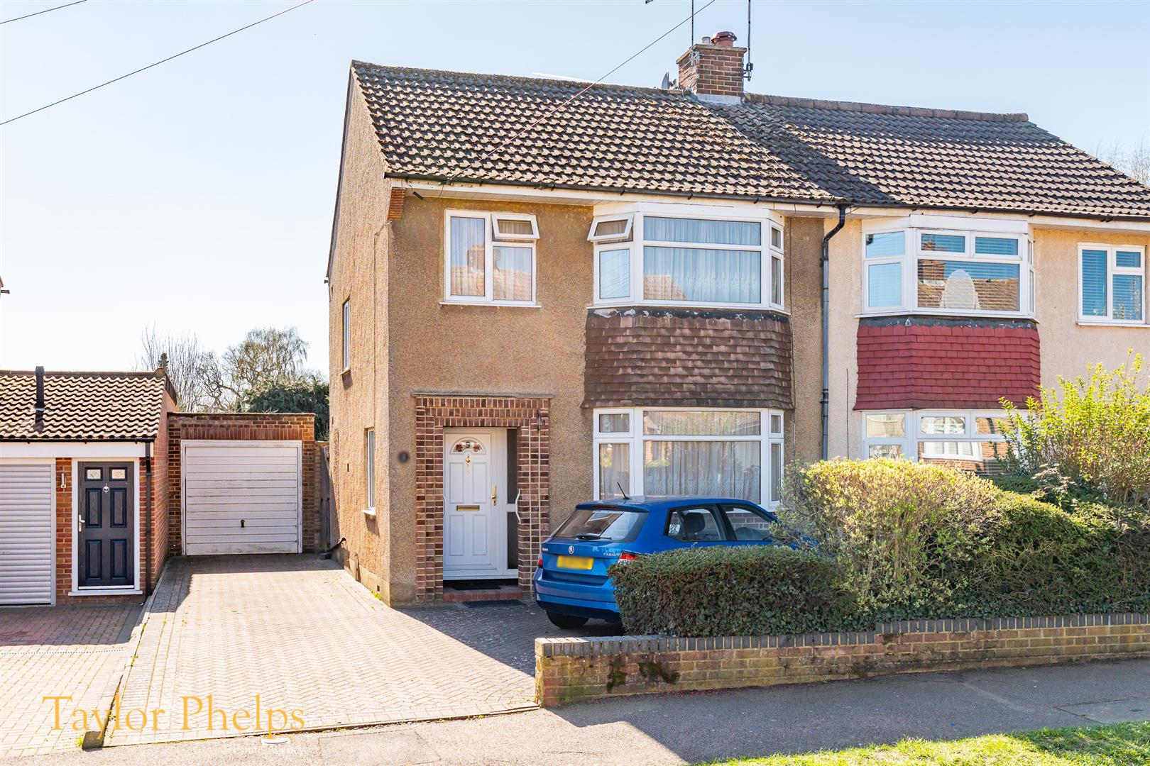Graham Avenue, Broxbourne, EN10 7DN