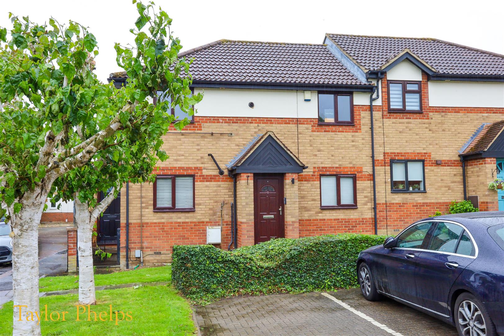 Hollybush Way, Cheshunt Waltham Cross, EN7 6ER