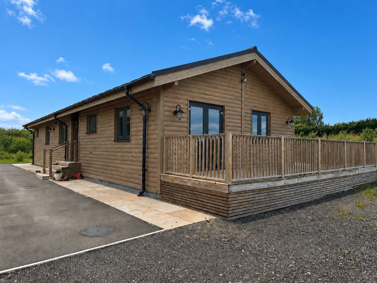 Mangrove Lane, Hertford, SG13 8QG
