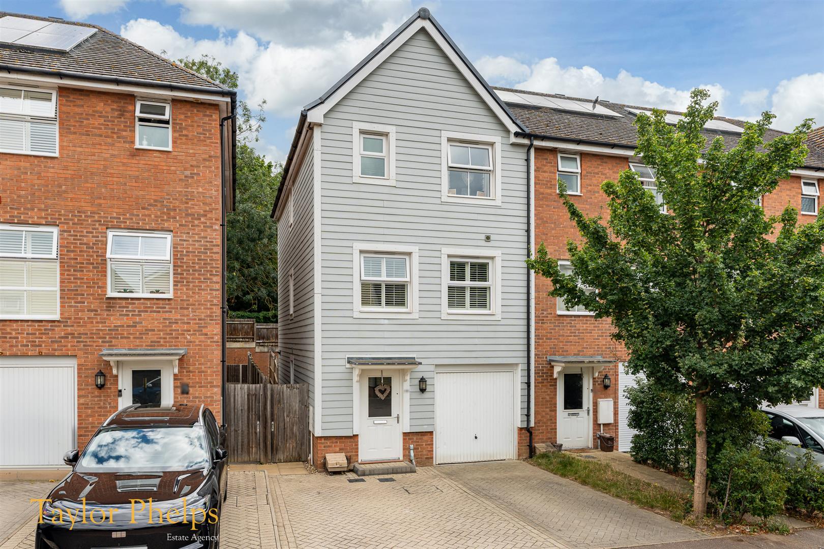 Plaxton Way, Ware, SG12 7FB