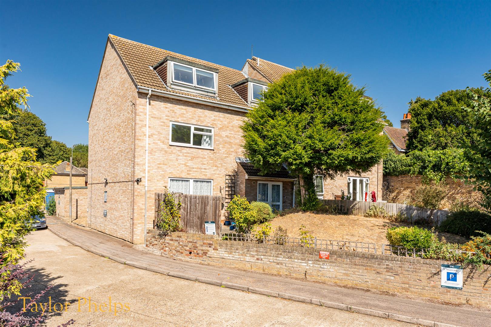 Bourne Close, Ware, SG12 0PX