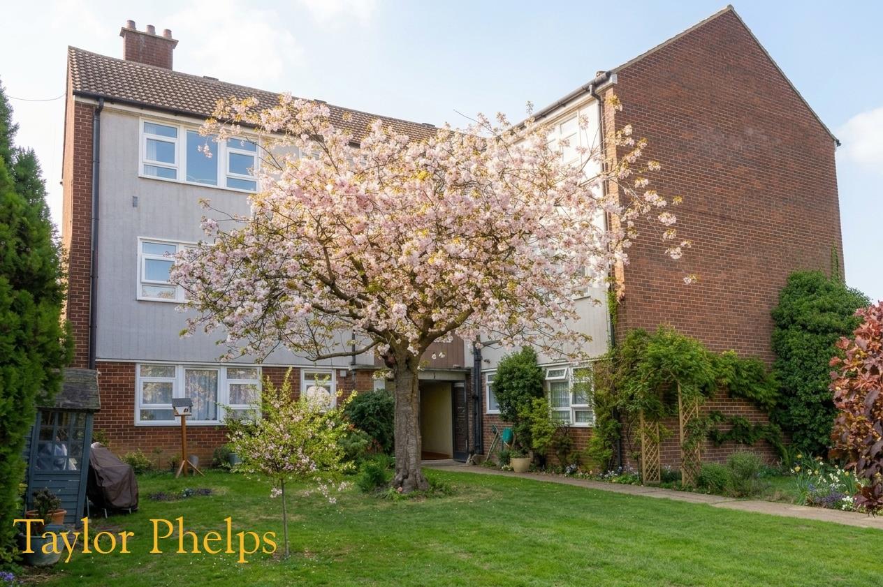 Cromwell Road, Ware, SG12 7LD