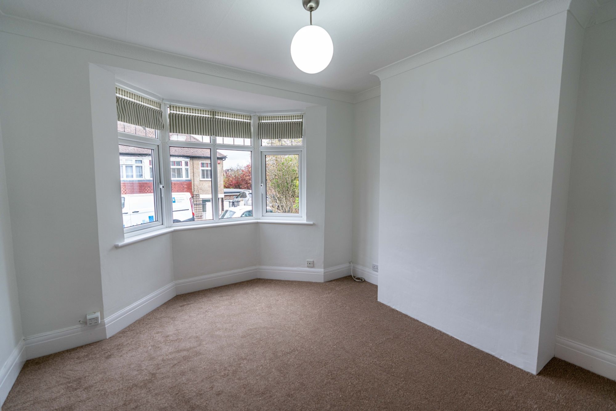 38 Holcombe Road, Rochester, ME1