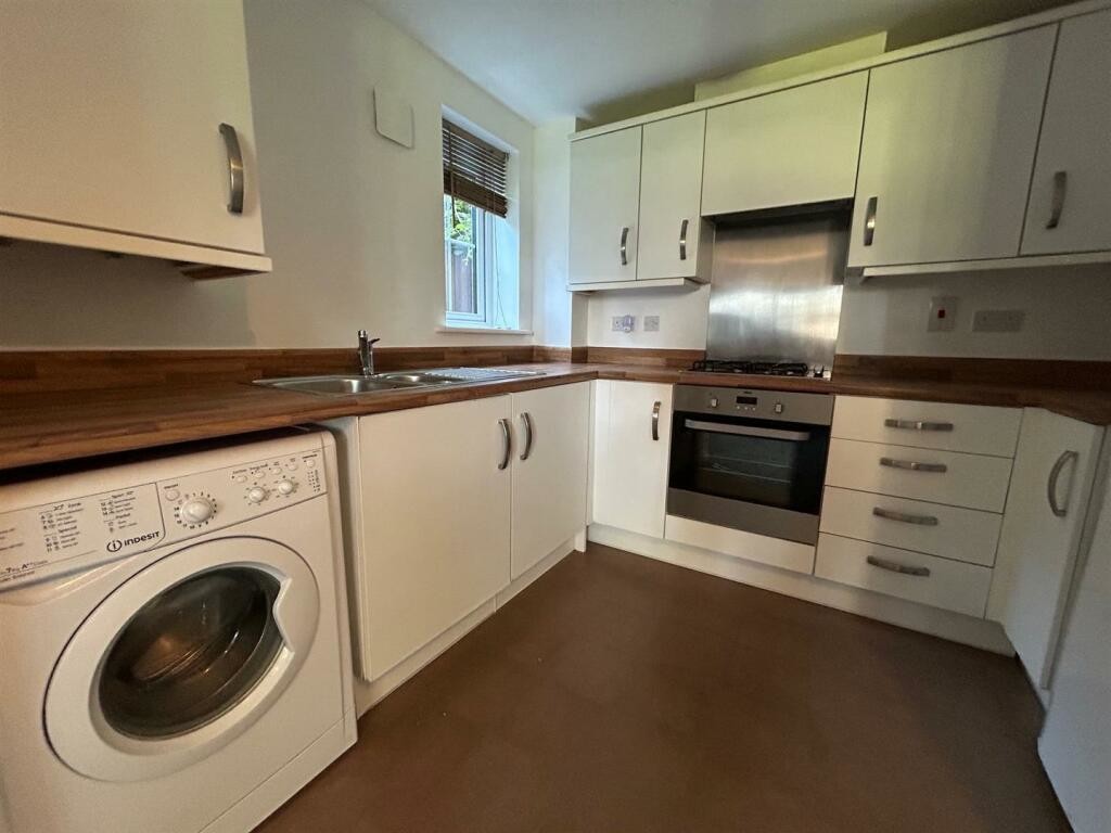 Property in Windsor Court, Needham Market, Ipswich, IP6 8BY