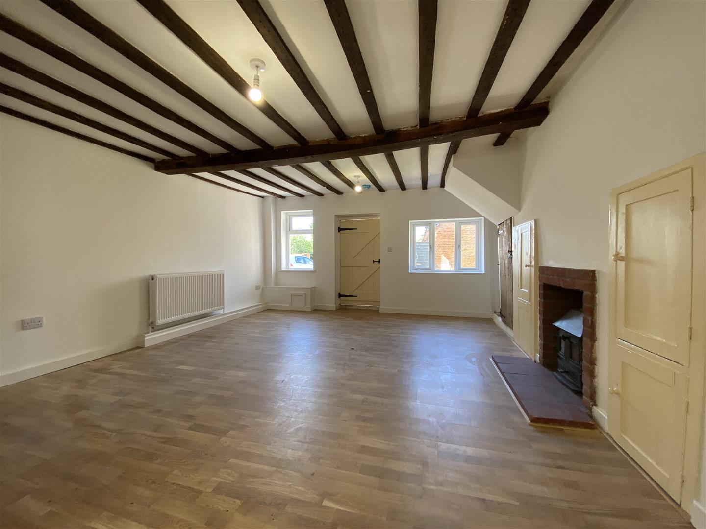 Property in Old Norwich Road, Old Norwich Road, Ipswich, Suffolk, IP1 6LB