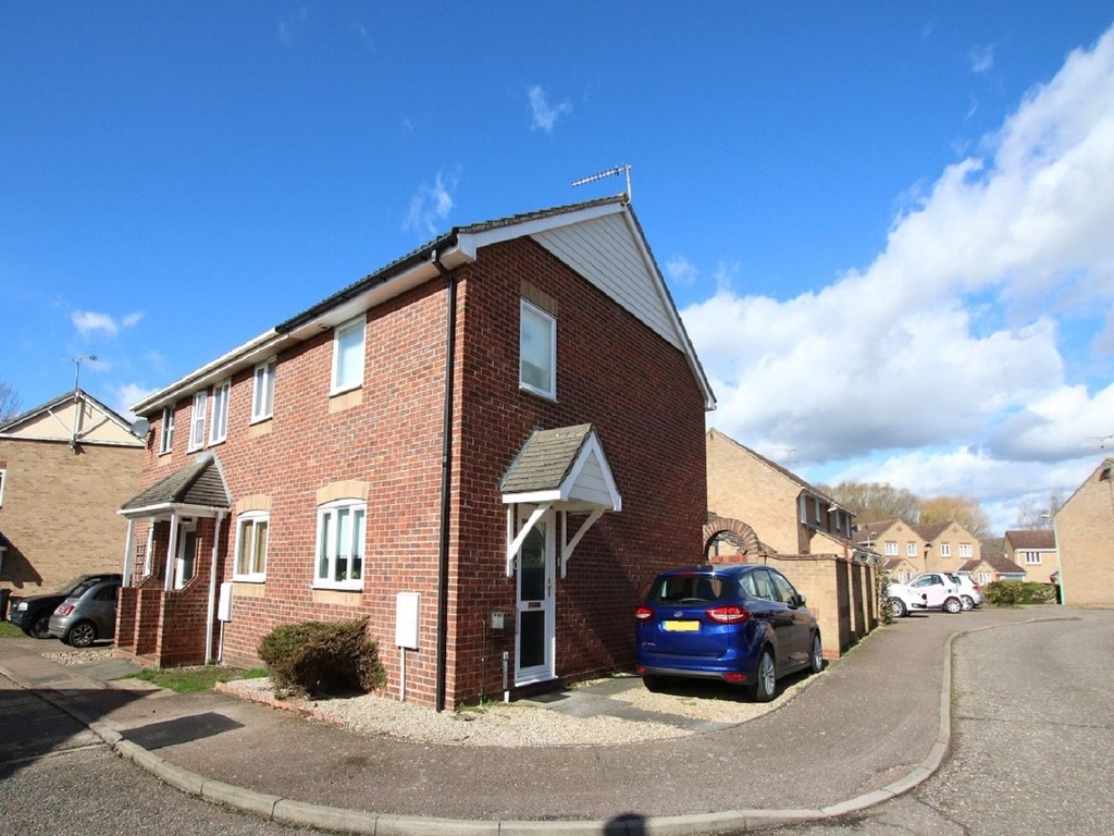Property in Foresters Walk, Barham, Ipswich, Suffolk, IP6 0TA