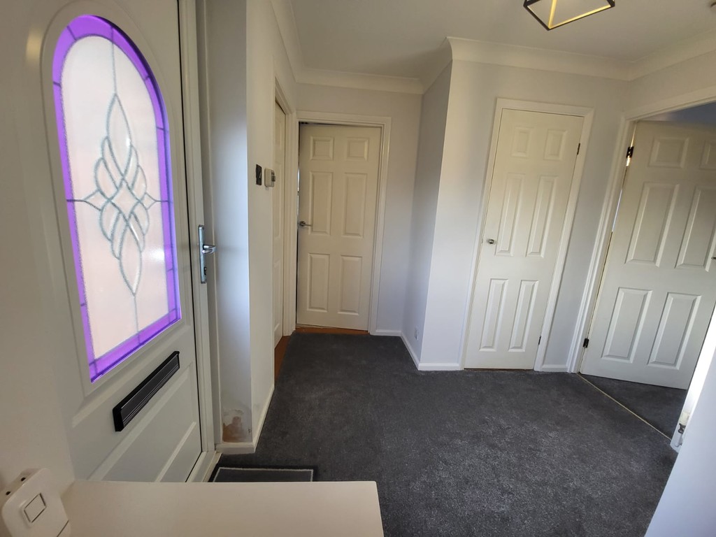 Property in Phillipps Road, Barham, Ipswich, Suffolk, IP6 0AZ