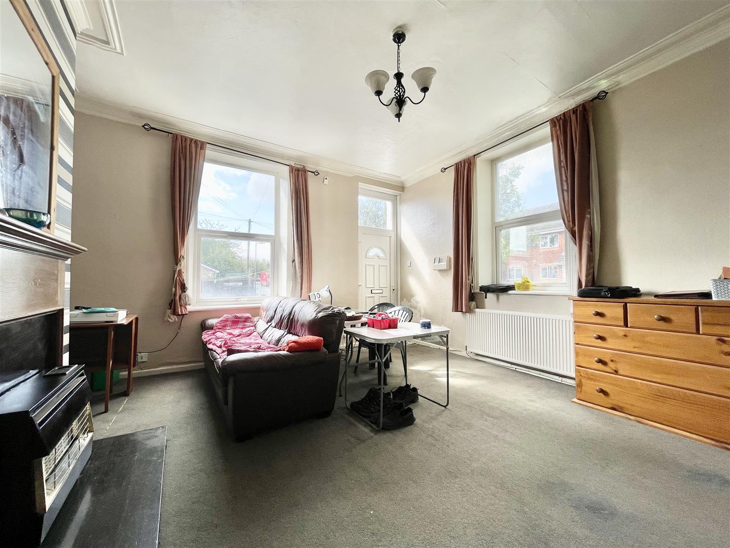 Vine Terrace West, Bradford, BD8