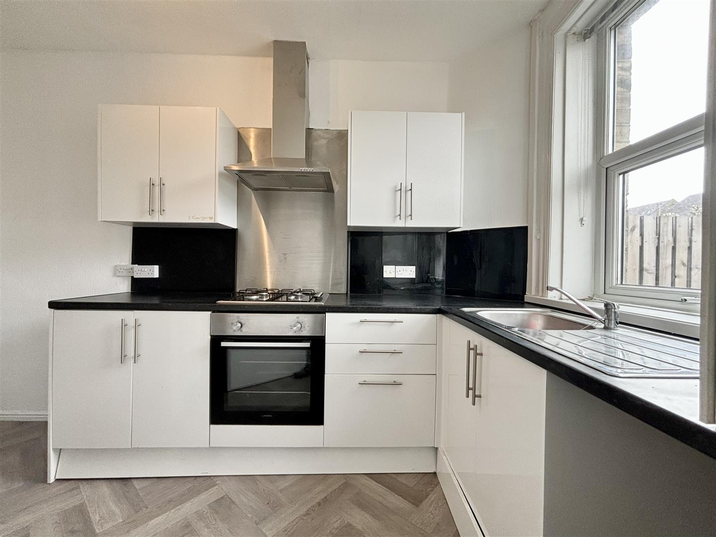 Station Road, Bradford, BD14