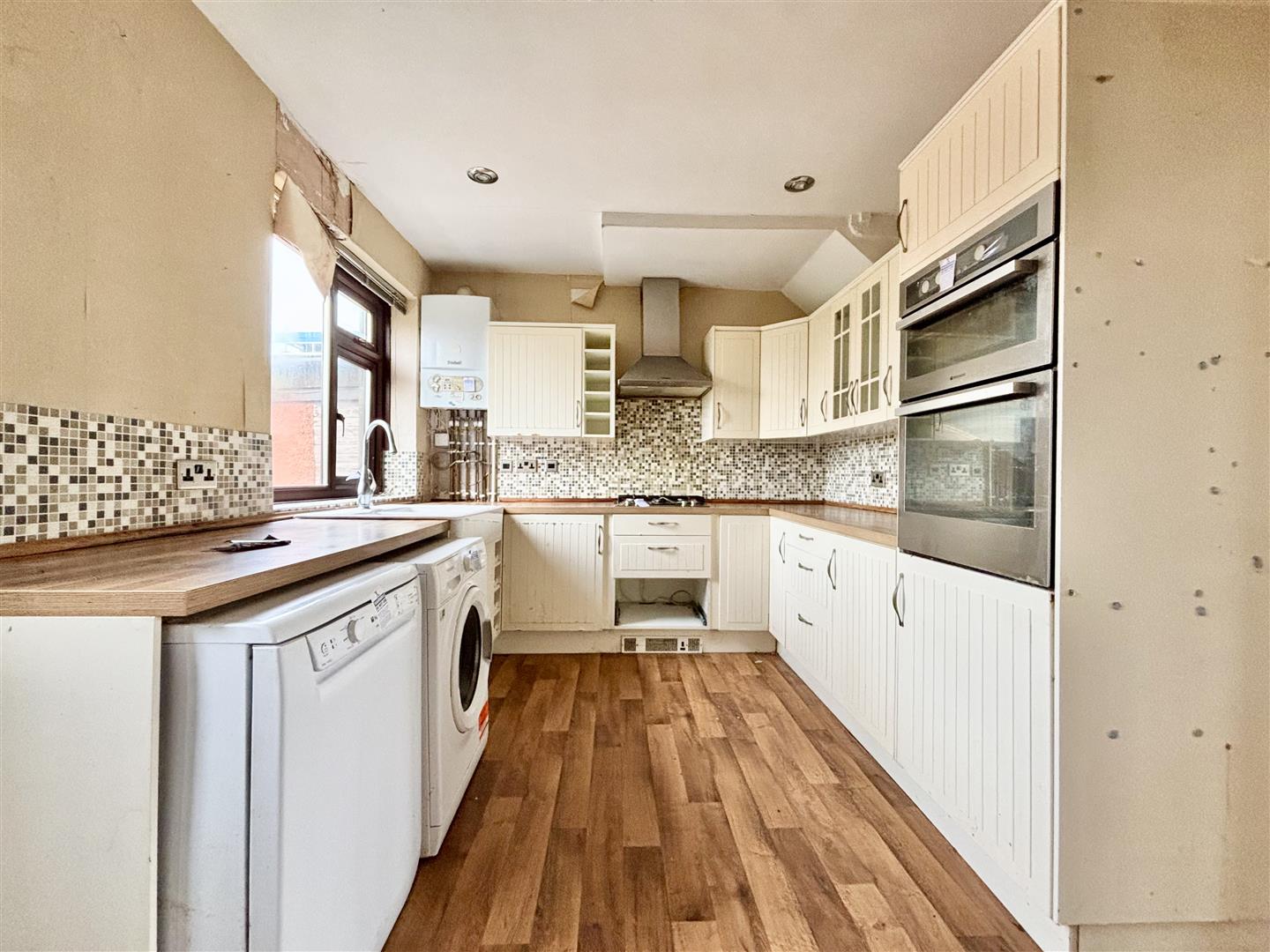 Hillcrest Road, Bradford, BD13