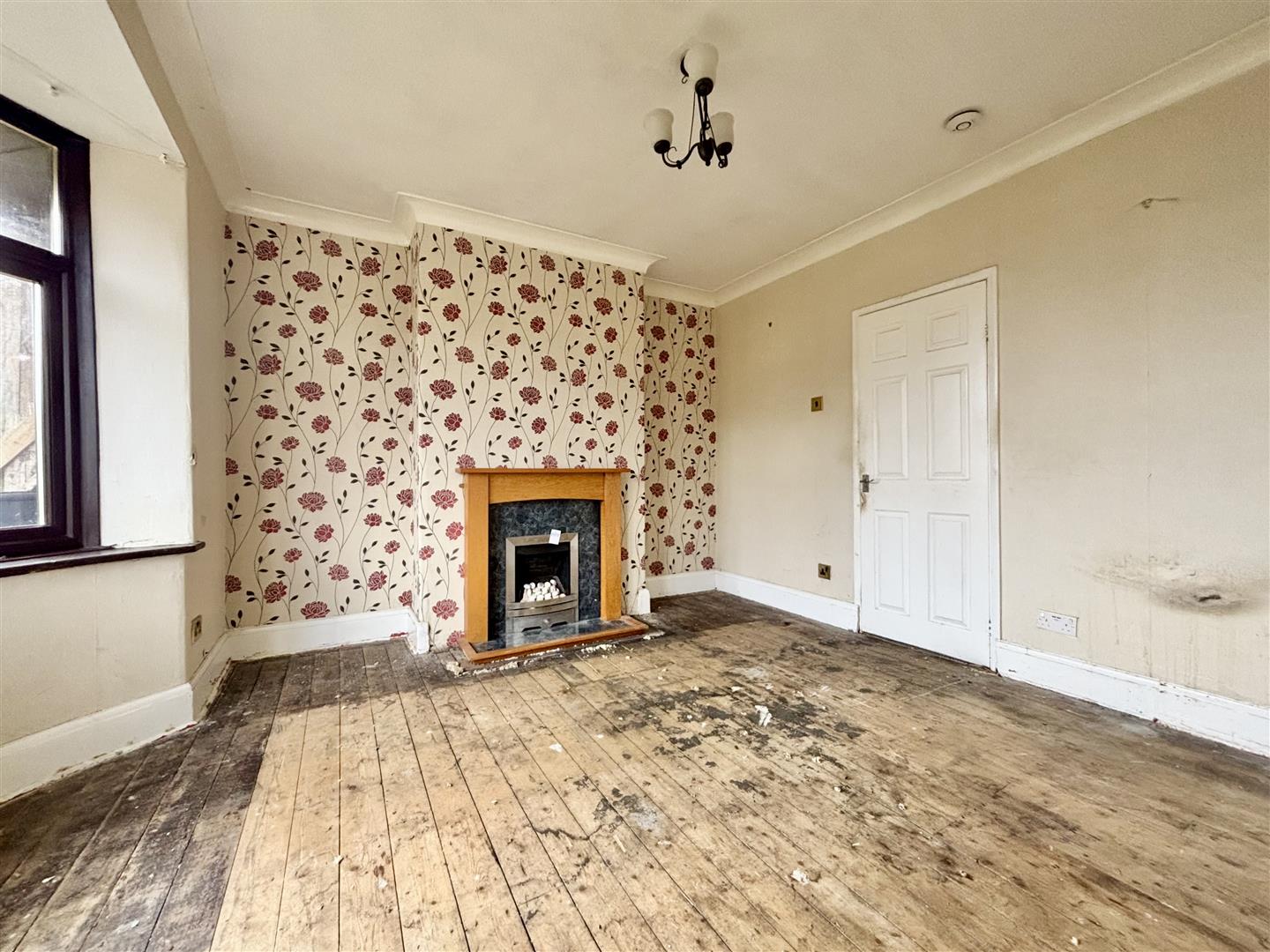 Hillcrest Road, Bradford, BD13