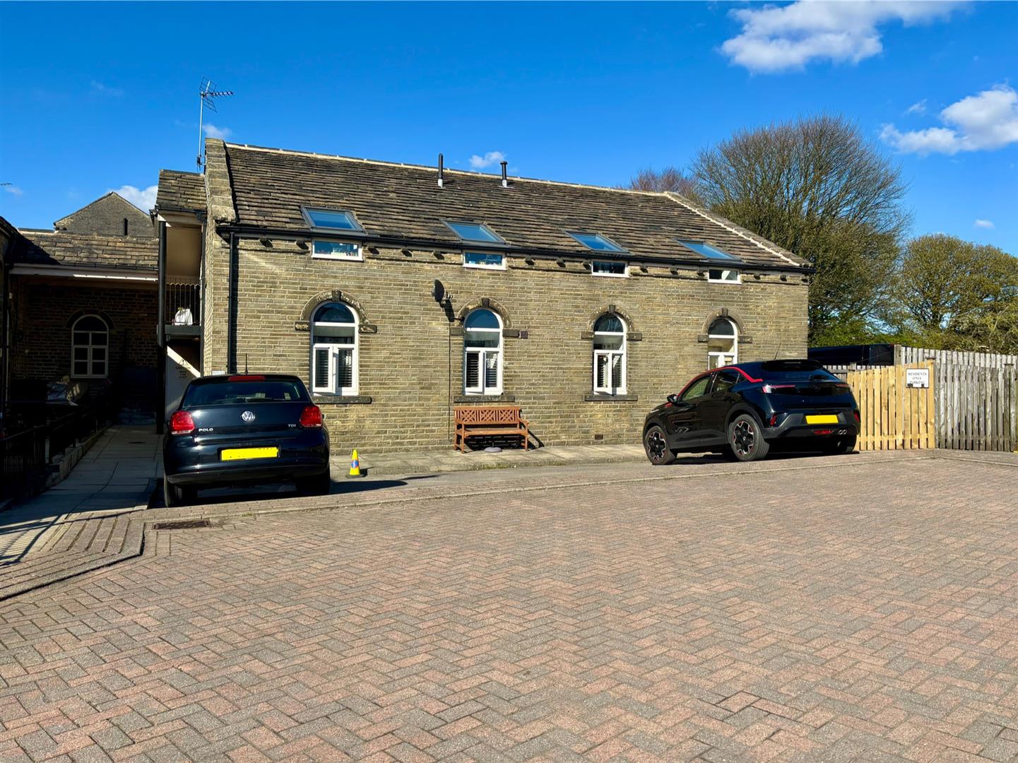 Baptist Fold, Bradford, BD13