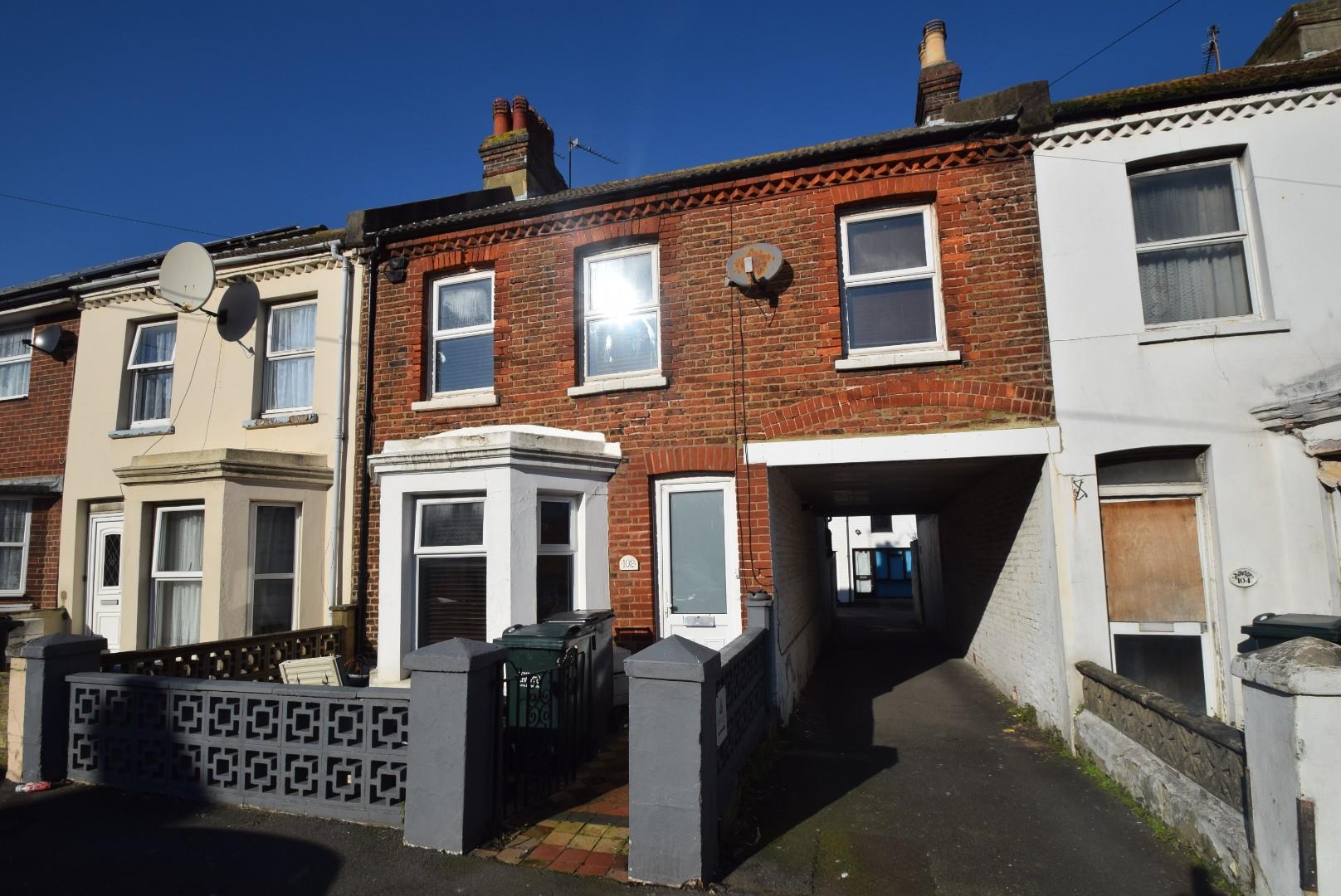 Property in Longstone Road, Eastbourne, East Sussex, BN21 3SJ
