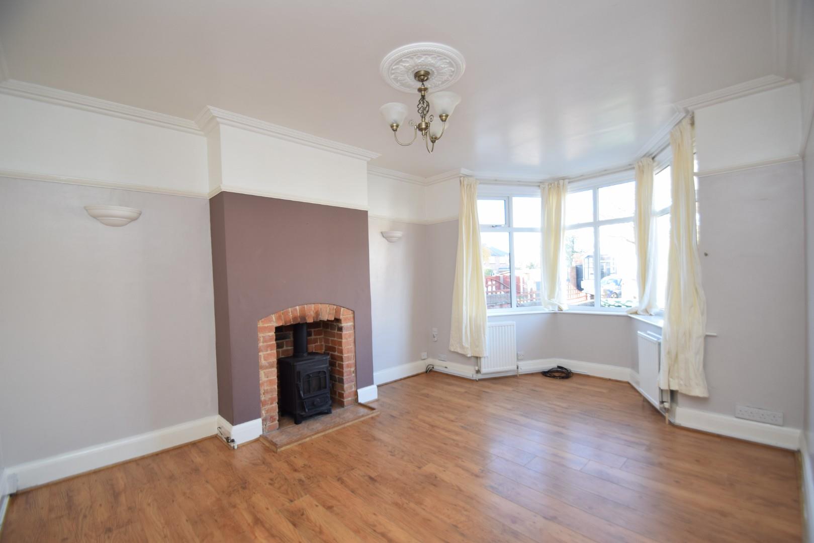 Property in Moy Avenue, Roselands, Eastbourne, East Sussex, BN22 8UG