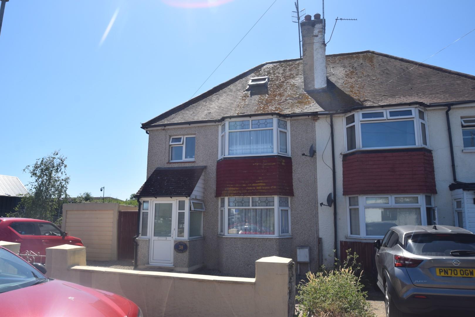 Brampton Road, Eastbourne, BN22 9BN