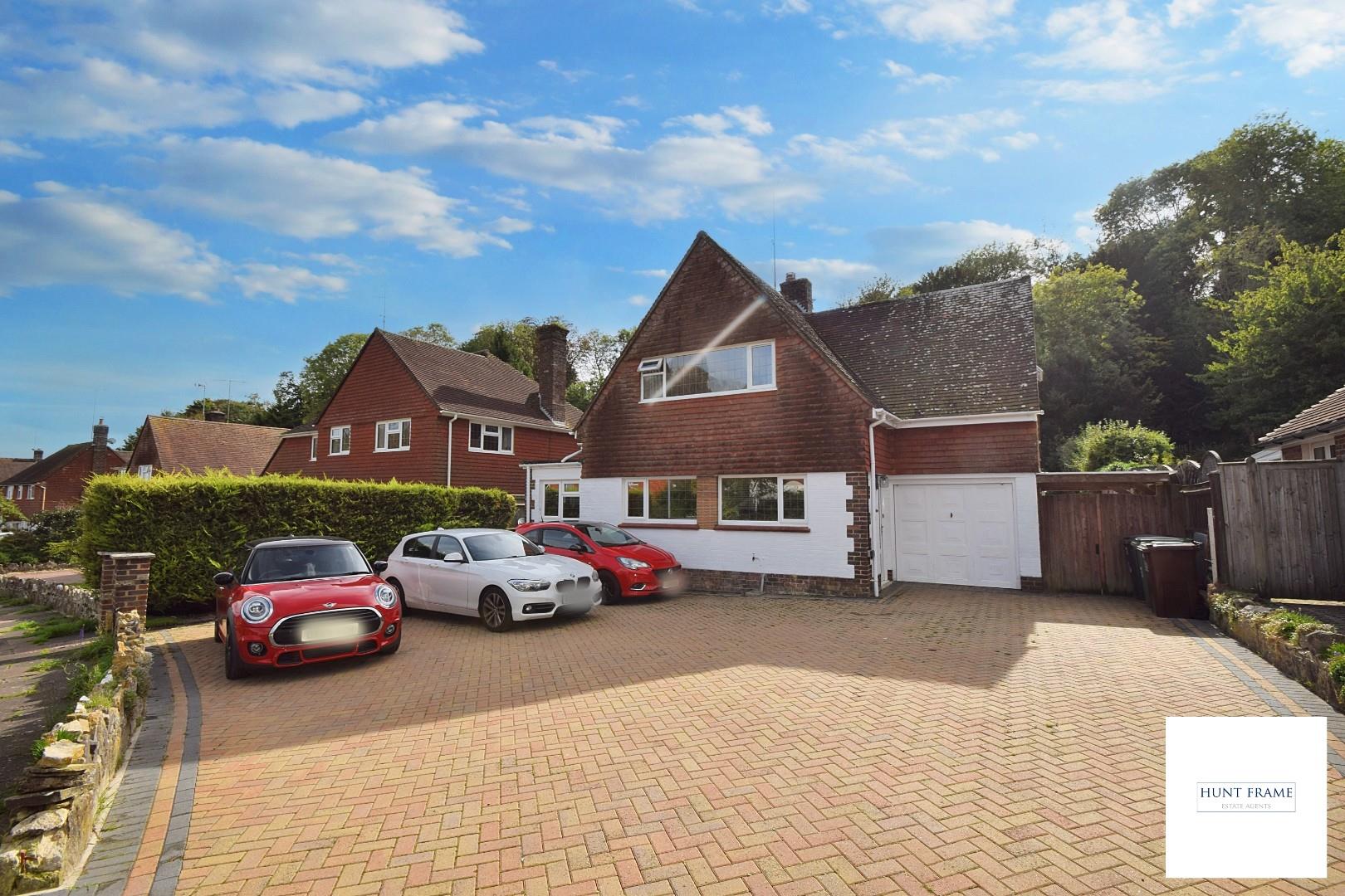 Parkway, Eastbourne, BN20 9DY